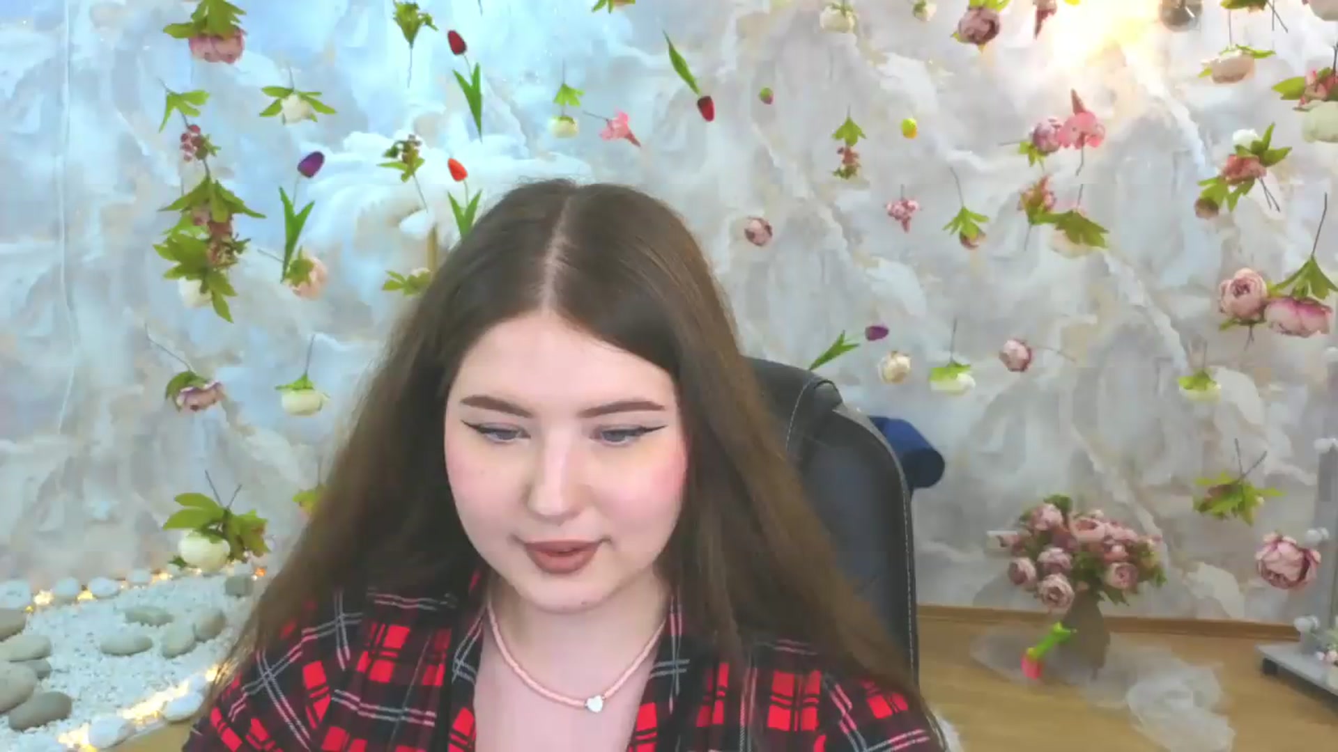 Gallery image thumbnail from EnigmaVeil's myfreecams stream on, 06/09/2026, 12:33 image 11 of 20