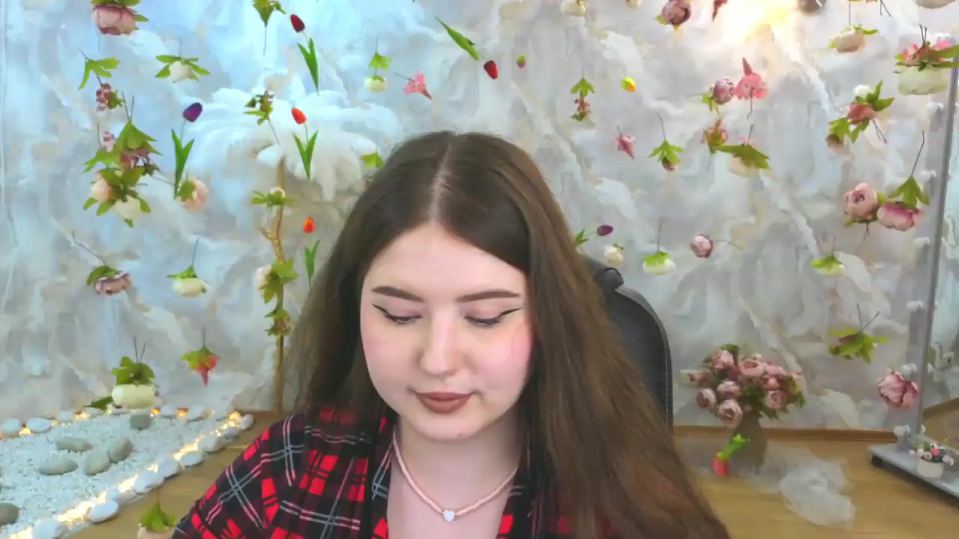 Gallery image thumbnail from EnigmaVeil's myfreecams stream on, 06/09/2026, 12:33 image 1 of 20