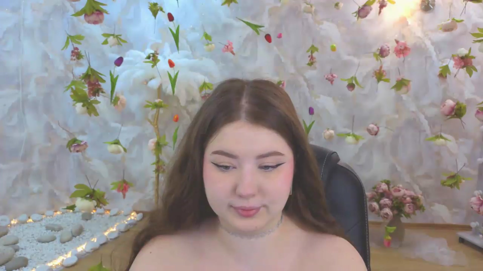 Gallery image thumbnail from EnigmaVeil's myfreecams stream on, 06/11/2026, 20:47 image 10 of 20