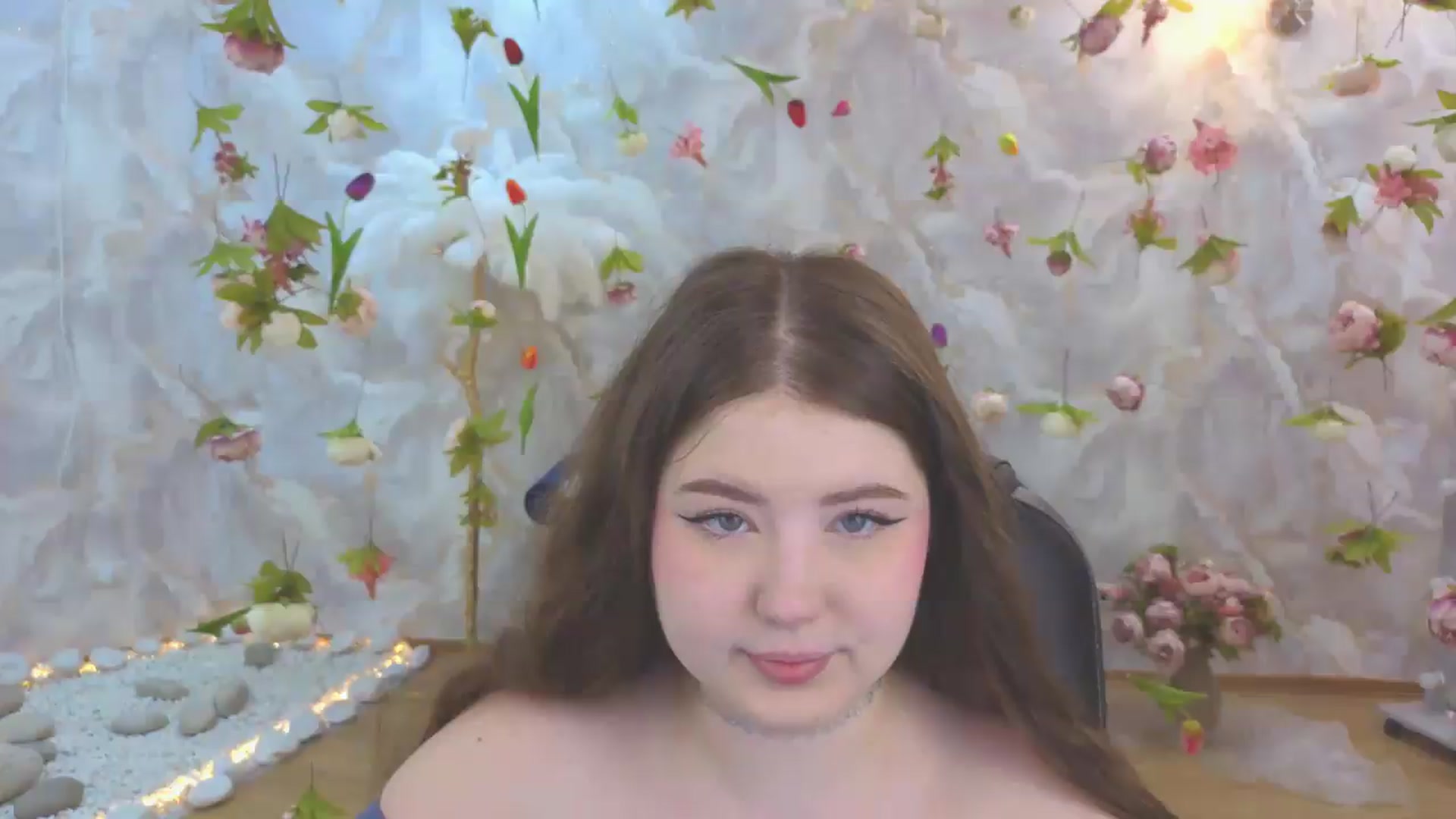 Gallery image thumbnail from EnigmaVeil's myfreecams stream on, 06/11/2026, 20:47 image 15 of 20