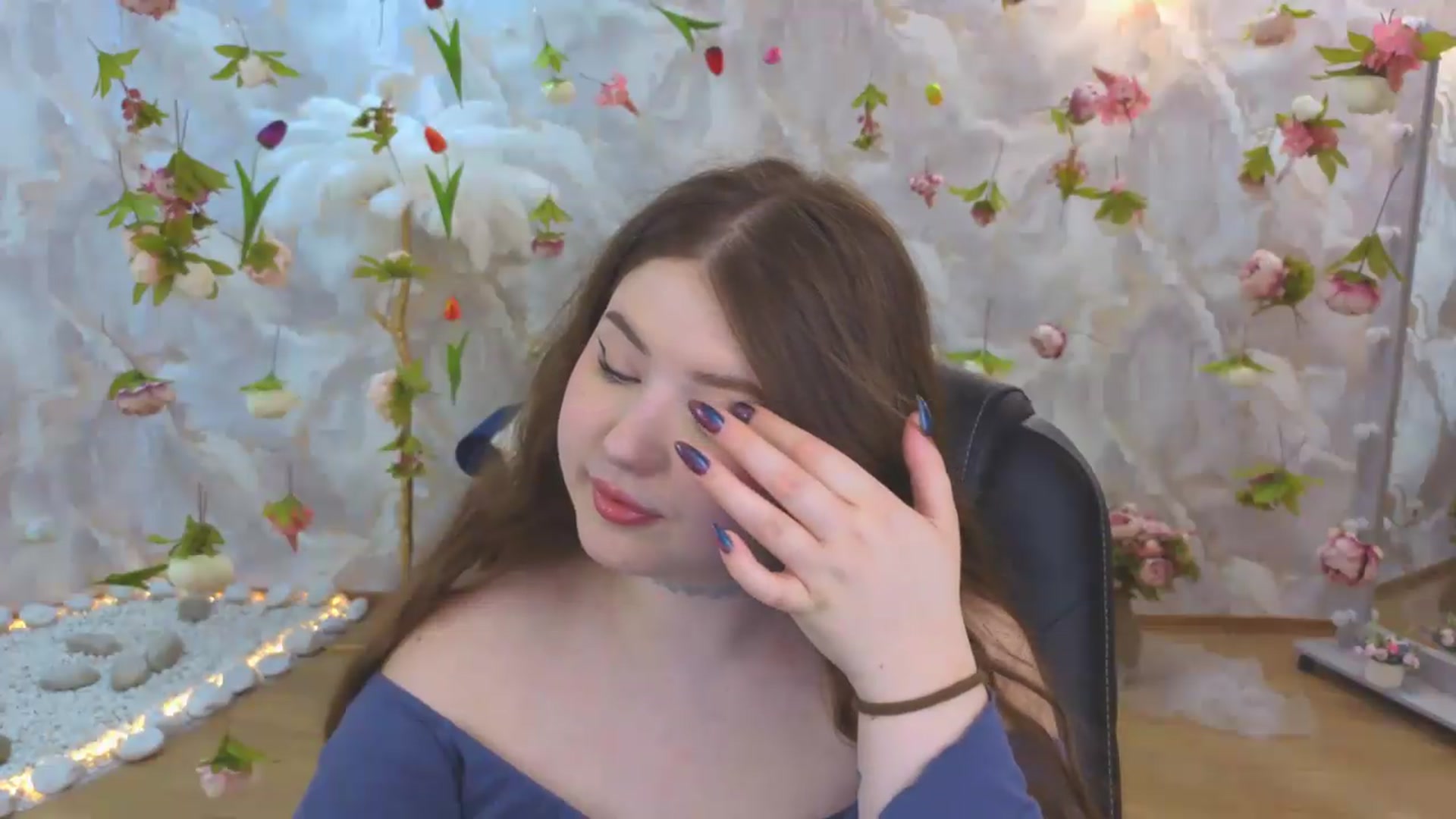 Gallery image thumbnail from EnigmaVeil's myfreecams stream on, 06/11/2026, 23:46 image 17 of 20