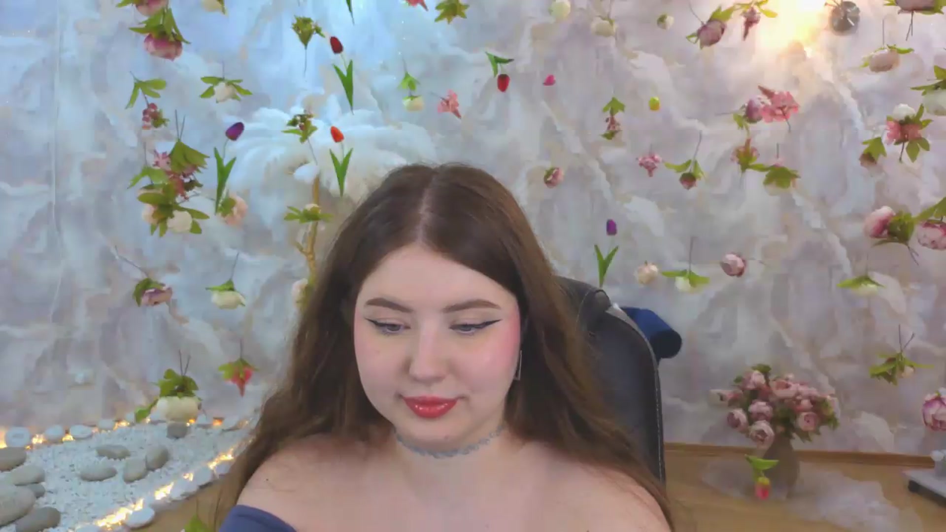 Gallery image thumbnail from EnigmaVeil's myfreecams stream on, 06/12/2026, 24:30 image 2 of 20