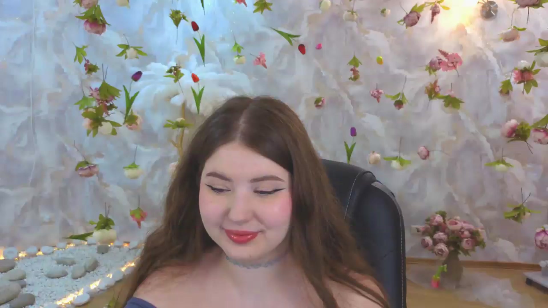 Gallery image thumbnail from EnigmaVeil's myfreecams stream on, 06/12/2026, 24:30 image 6 of 20