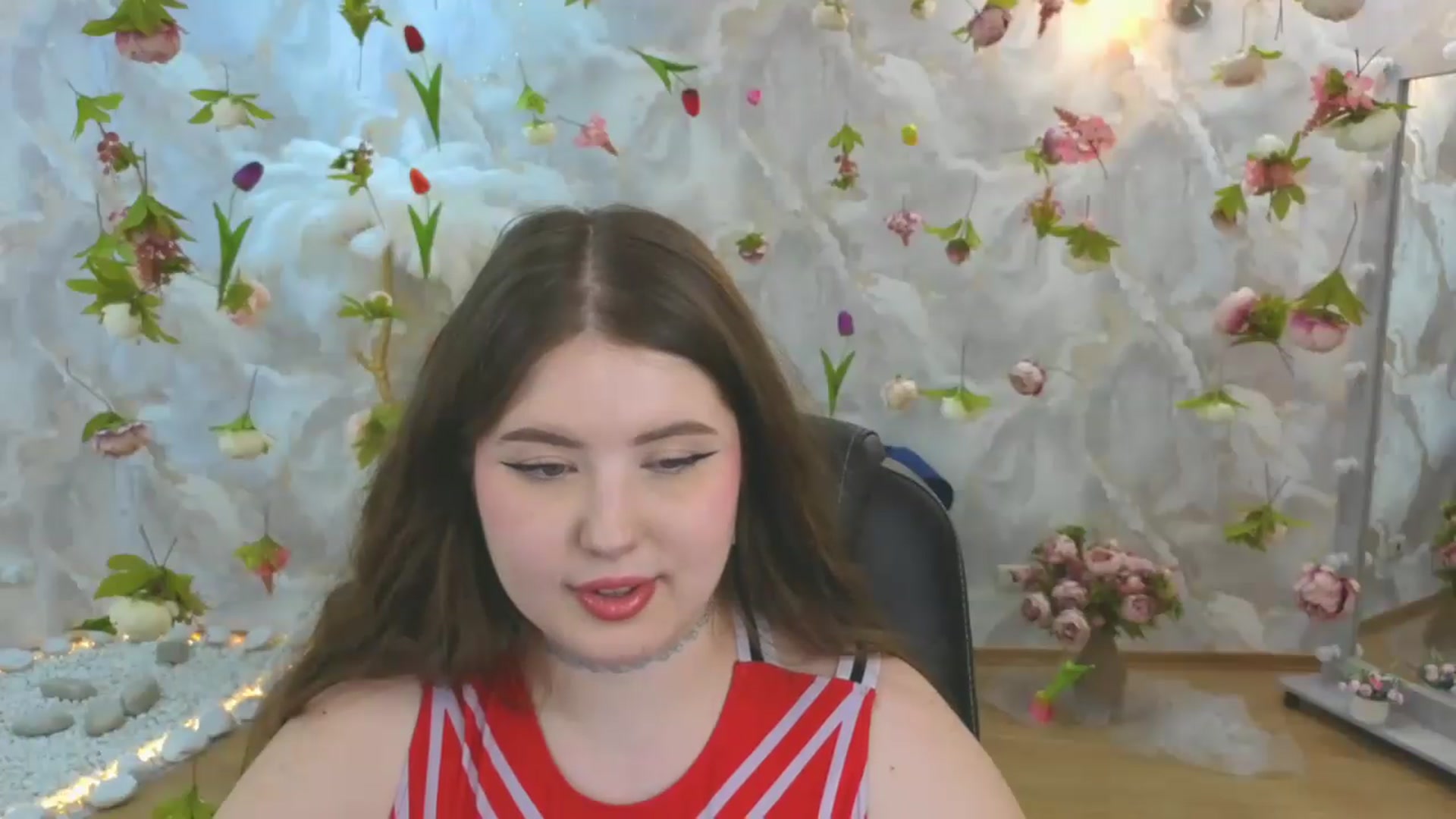 Gallery image thumbnail from EnigmaVeil's myfreecams stream on, 06/12/2026, 03:01 image 17 of 20