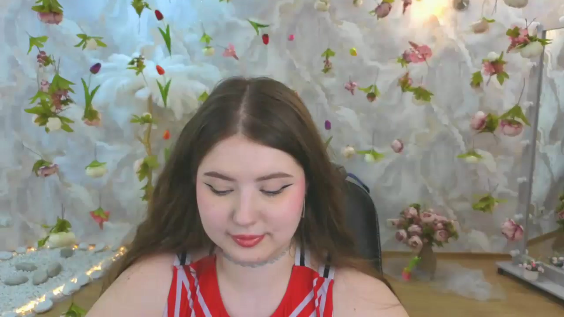Gallery image thumbnail from EnigmaVeil's myfreecams stream on, 06/12/2026, 03:01 image 10 of 20