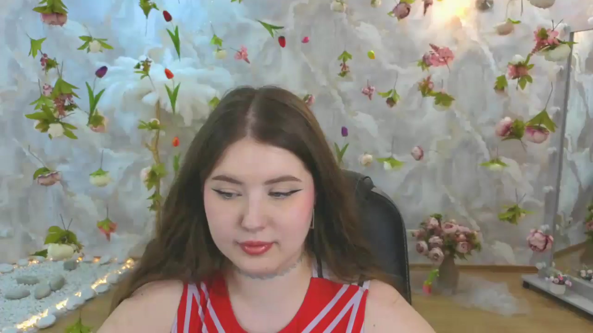 Gallery image thumbnail from EnigmaVeil's myfreecams stream on, 06/12/2026, 03:01 image 20 of 20