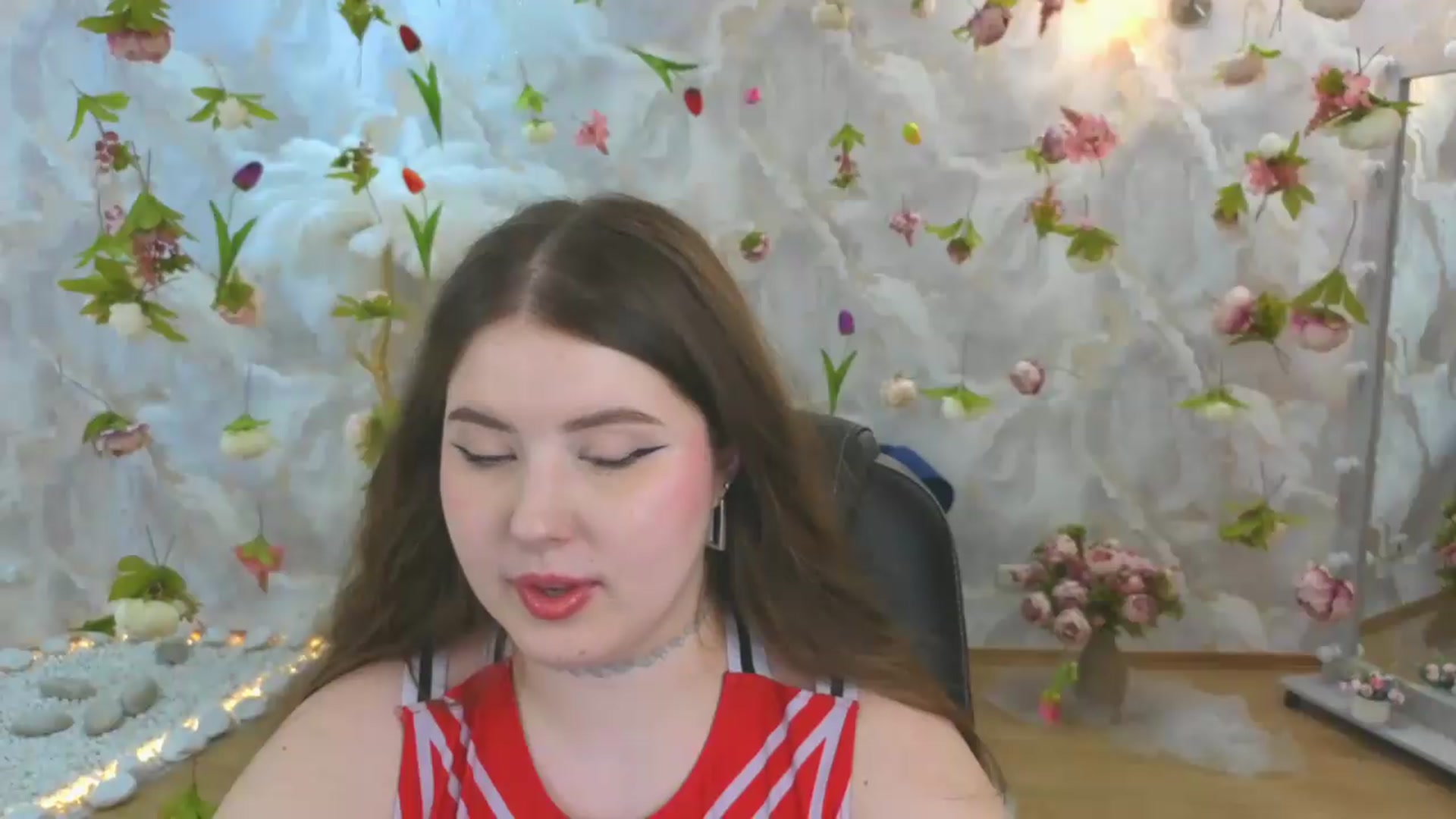 Gallery image thumbnail from EnigmaVeil's myfreecams stream on, 06/12/2026, 03:01 image 11 of 20