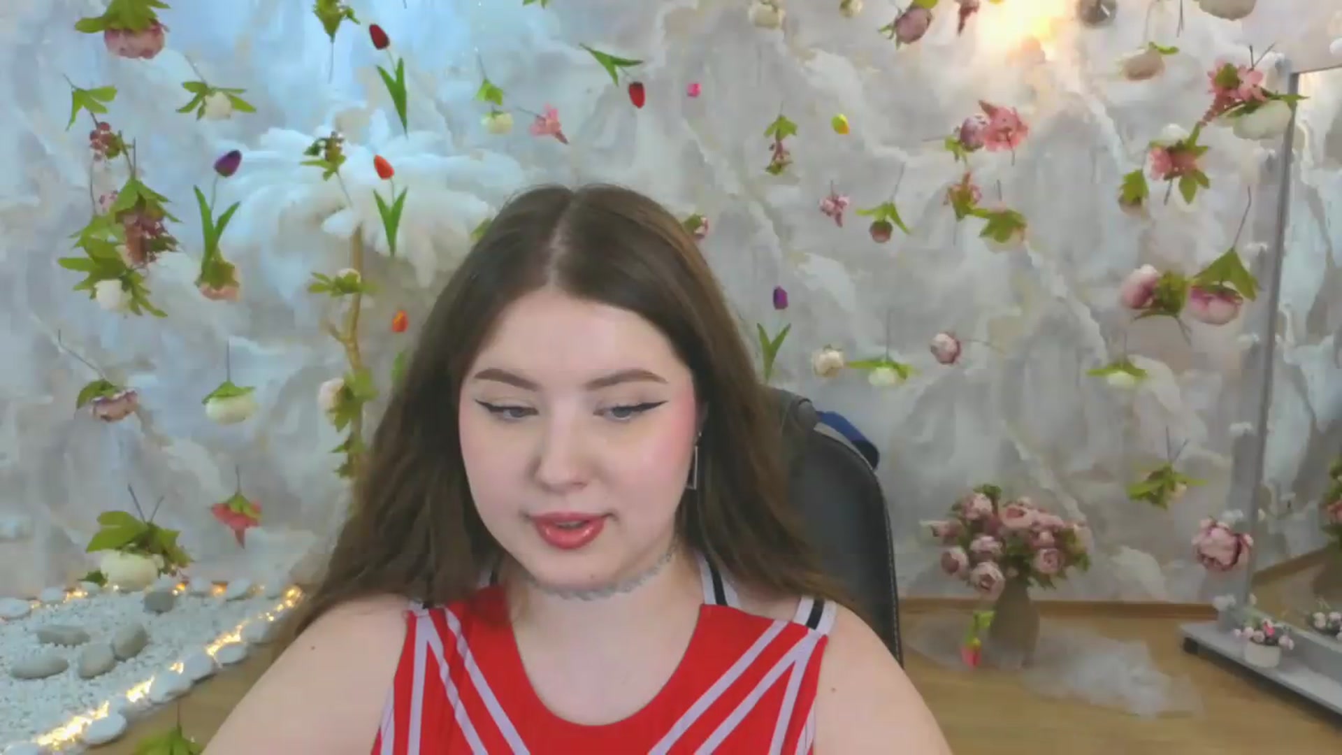 Gallery image thumbnail from EnigmaVeil's myfreecams stream on, 06/12/2026, 03:01 image 16 of 20