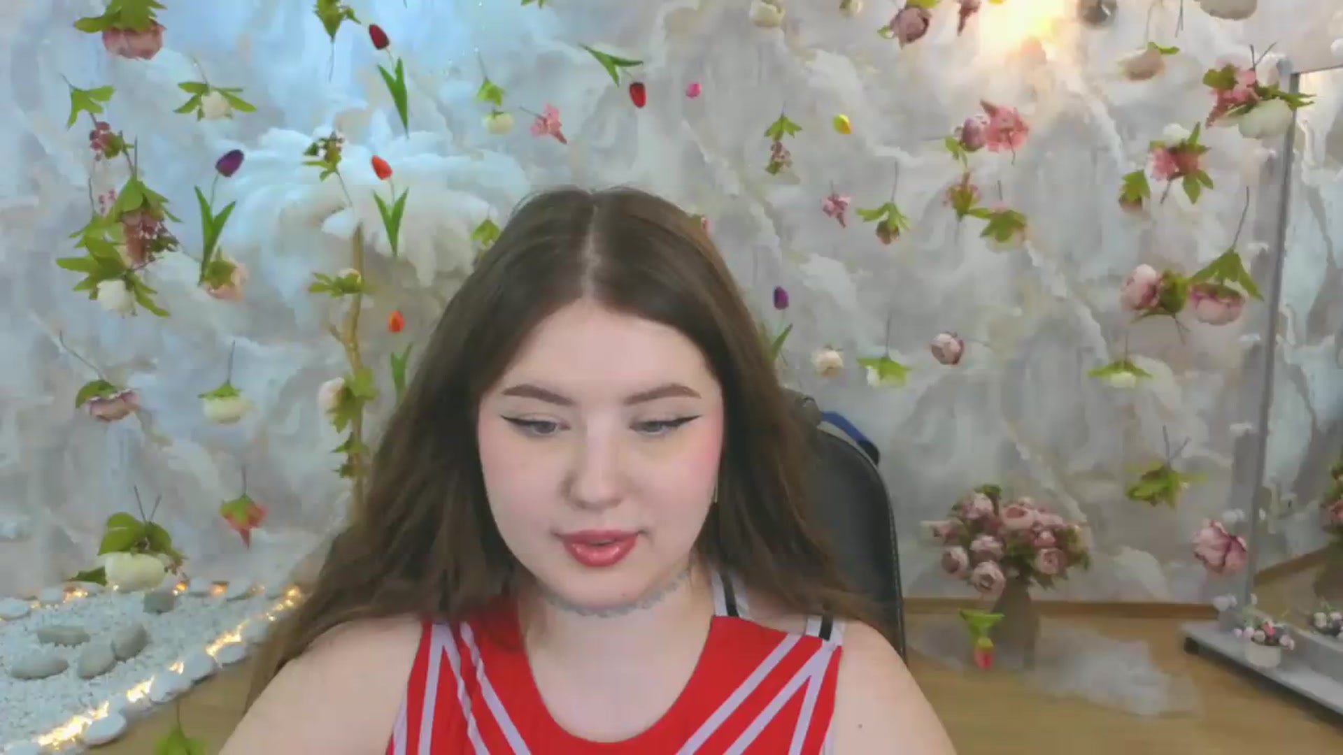 Gallery image thumbnail from EnigmaVeil's myfreecams stream on, 06/12/2026, 03:01 image 18 of 20