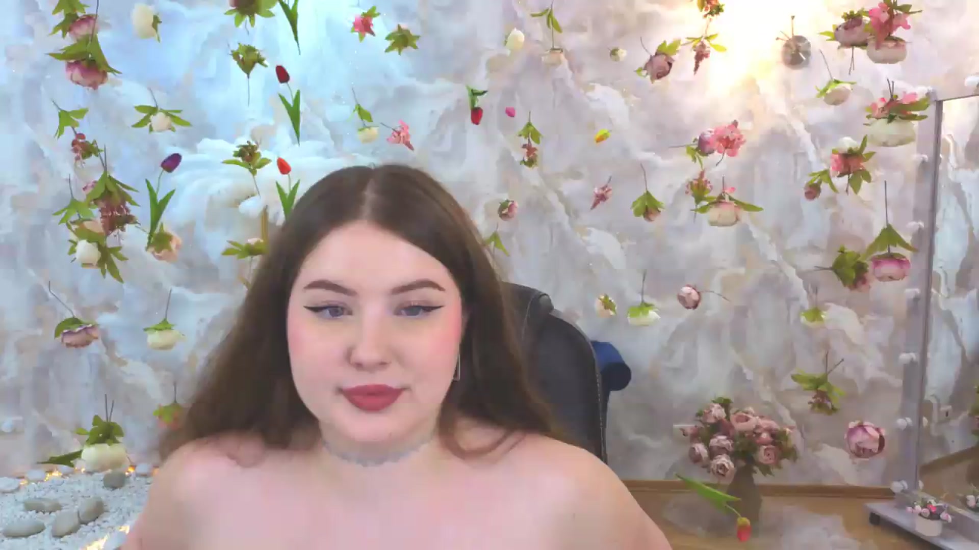 Gallery image thumbnail from EnigmaVeil's myfreecams stream on, 06/12/2026, 23:46 image 15 of 20