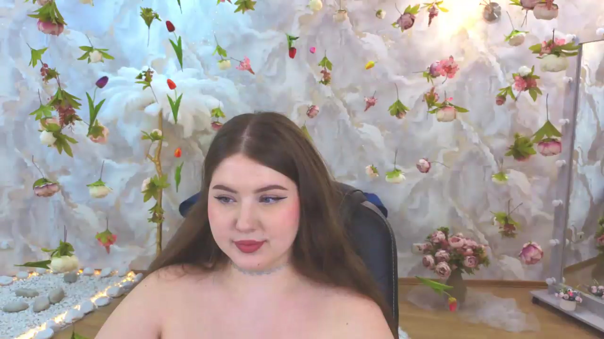 Gallery image thumbnail from EnigmaVeil's myfreecams stream on, 06/12/2026, 23:46 image 17 of 20