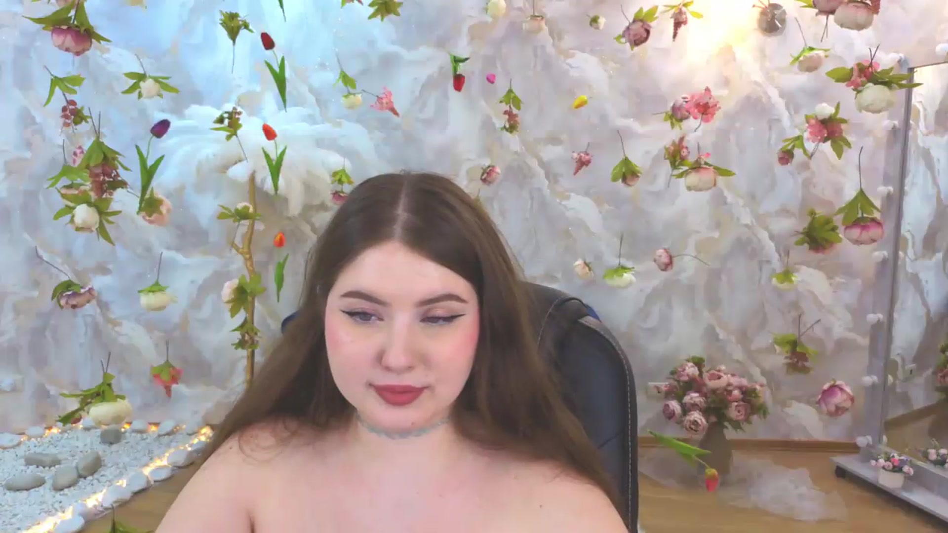 Gallery image thumbnail from EnigmaVeil's myfreecams stream on, 06/12/2026, 23:46 image 18 of 20