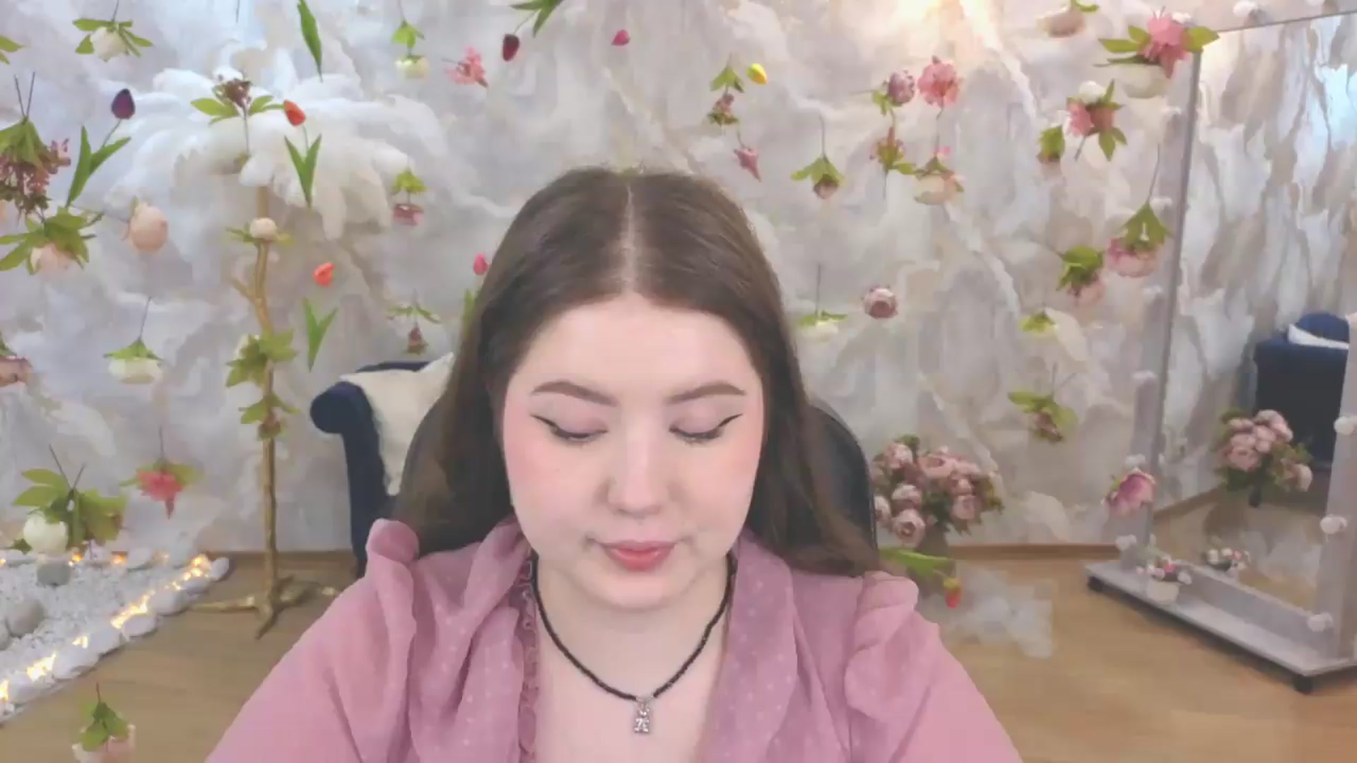 Gallery image thumbnail from EnigmaVeil's myfreecams stream on, 06/18/2026, 18:51 image 5 of 20
