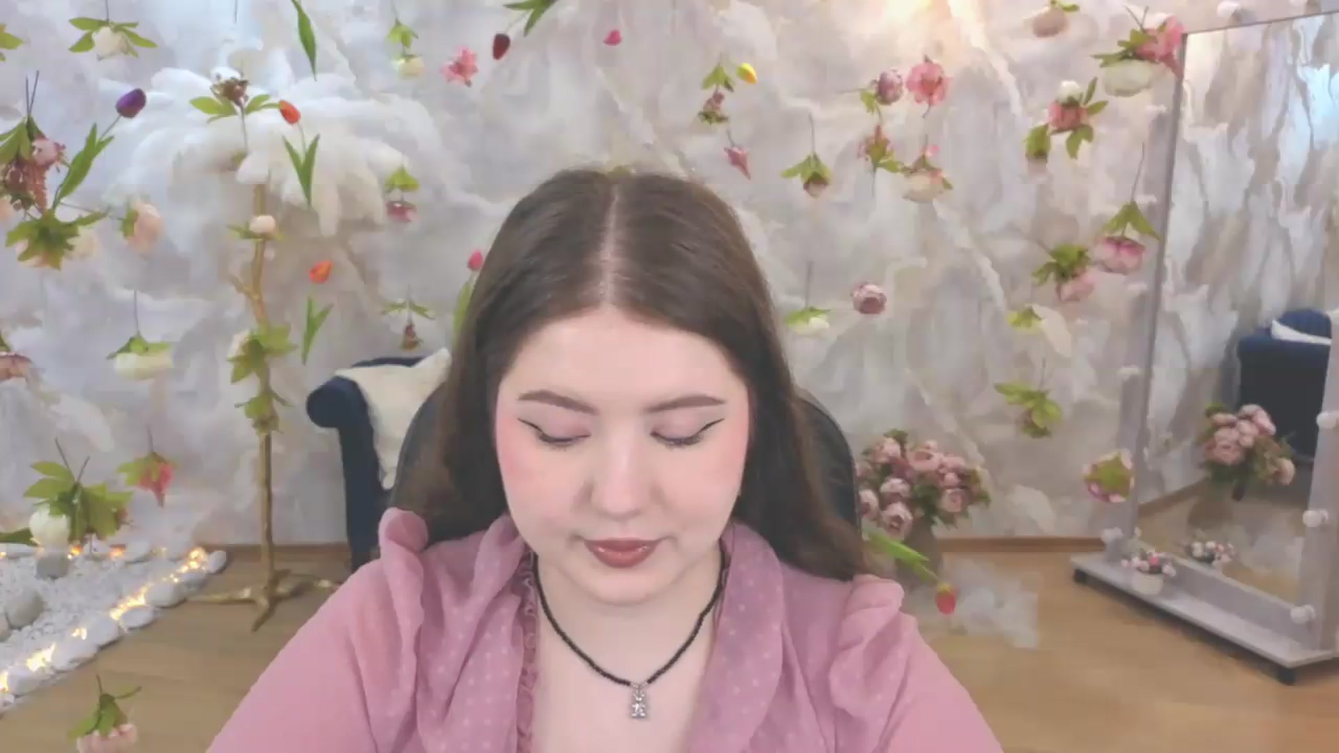 Gallery image thumbnail from EnigmaVeil's myfreecams stream on, 06/18/2026, 18:51 image 9 of 20