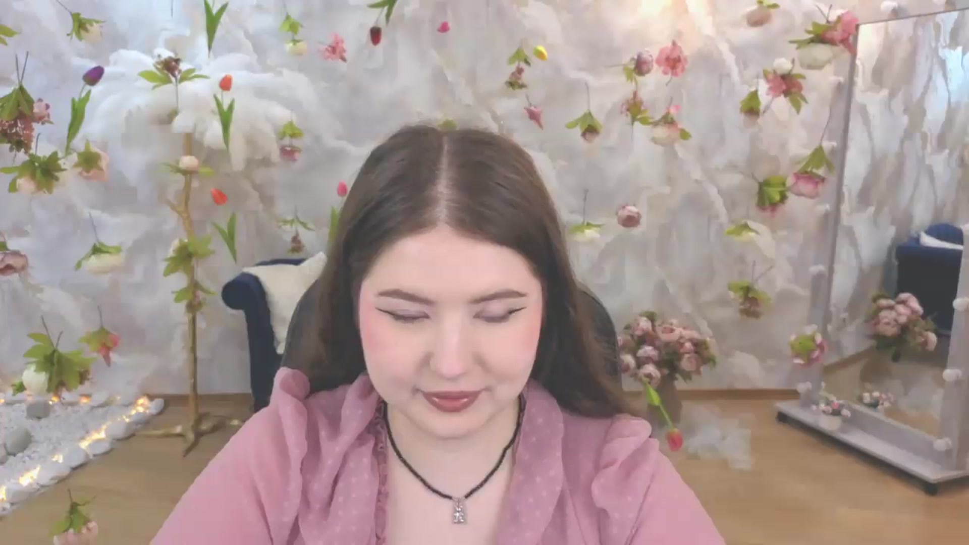 Gallery image thumbnail from EnigmaVeil's myfreecams stream on, 06/18/2026, 18:51 image 13 of 20