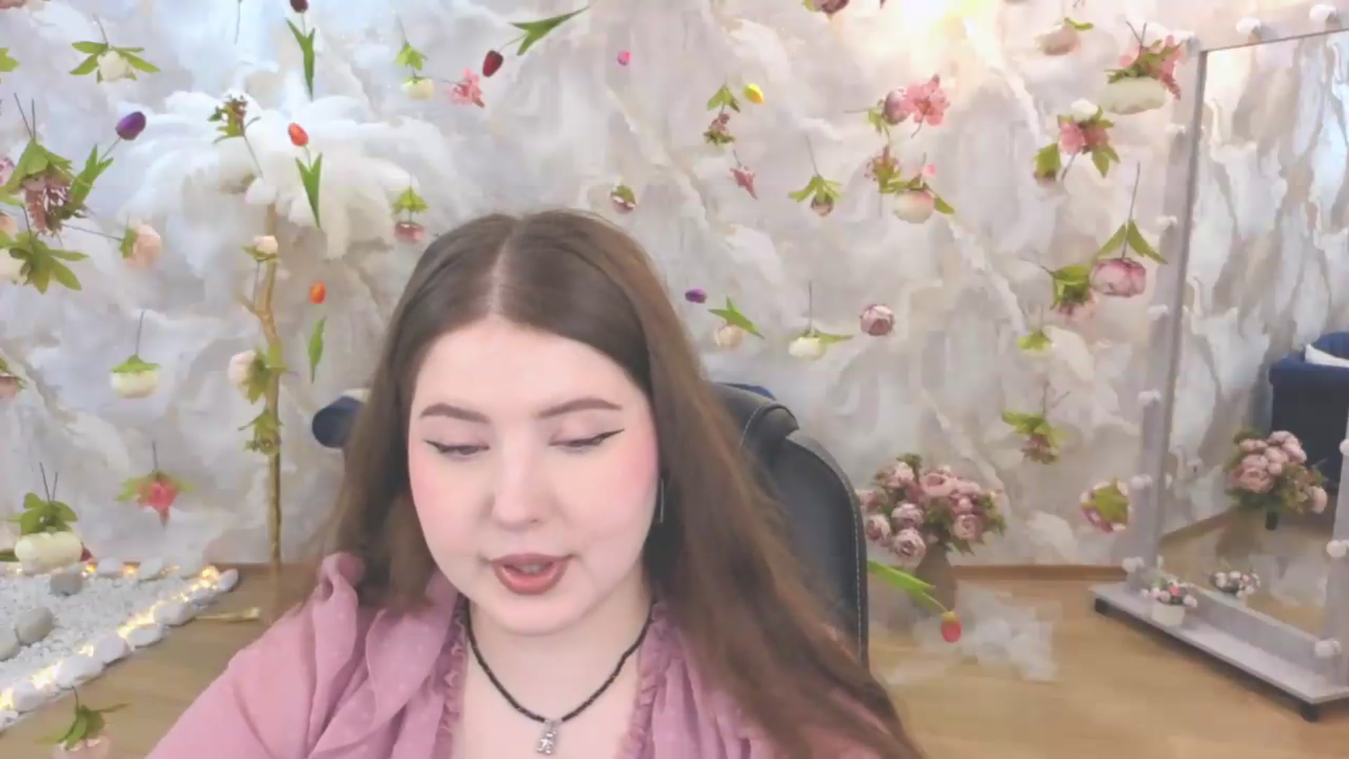 Gallery image thumbnail from EnigmaVeil's myfreecams stream on, 06/18/2026, 19:47 image 6 of 20