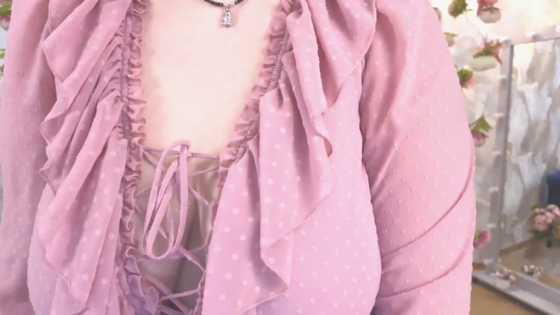 Gallery image thumbnail from EnigmaVeil's myfreecams stream on, 06/18/2026, 20:54 image 15 of 20