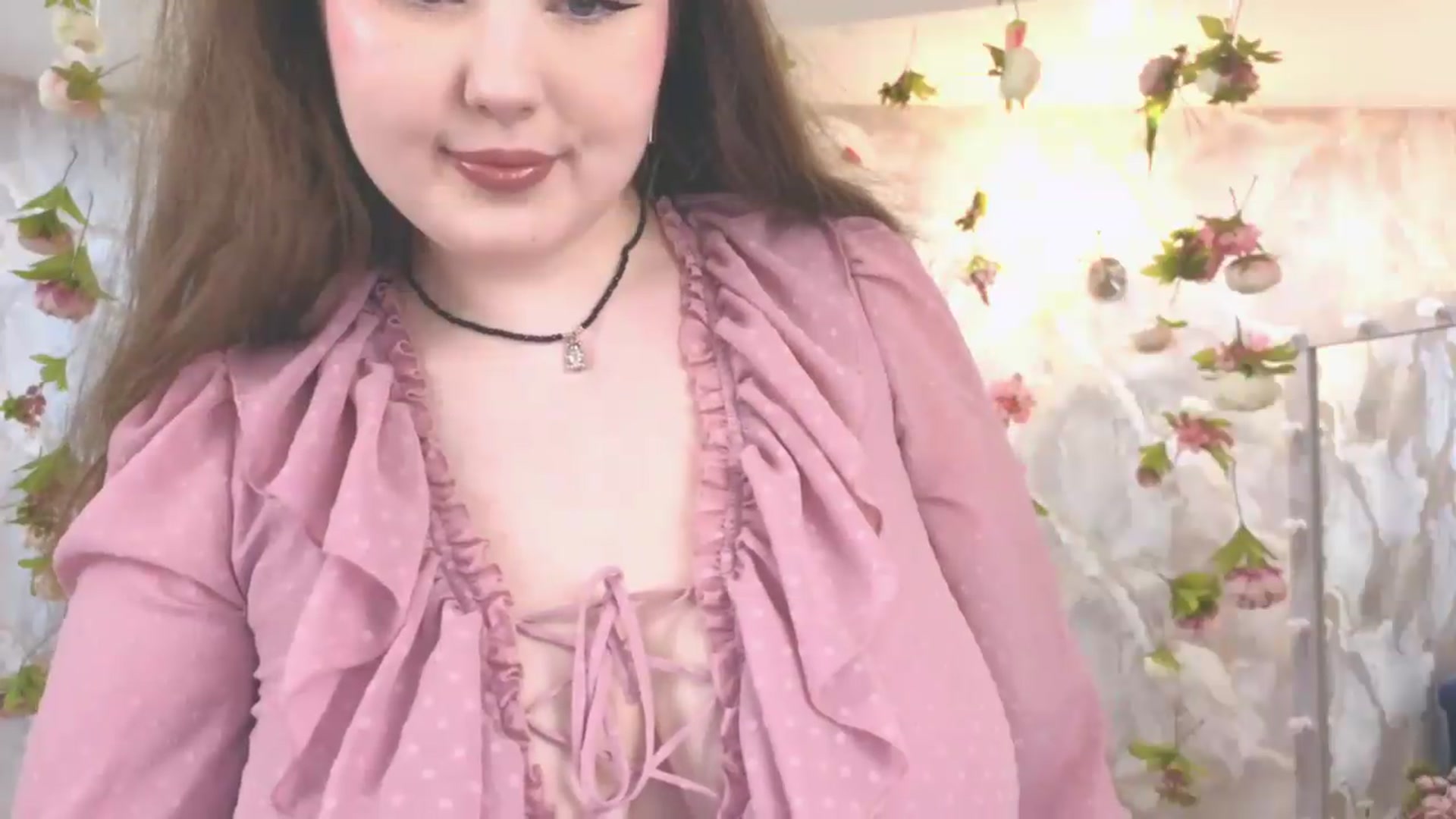 Gallery image thumbnail from EnigmaVeil's myfreecams stream on, 06/18/2026, 20:54 image 16 of 20
