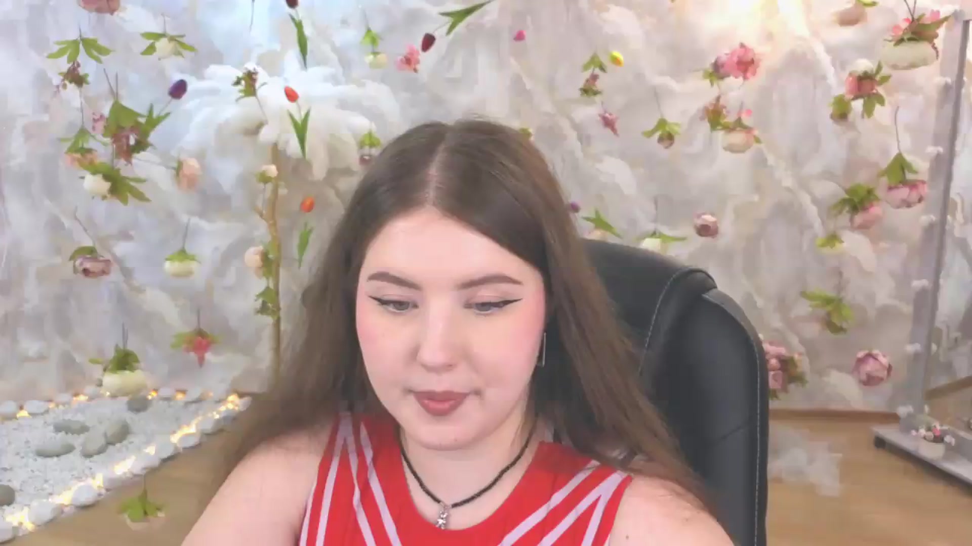 Gallery image thumbnail from EnigmaVeil's myfreecams stream on, 06/18/2026, 23:47 image 1 of 20