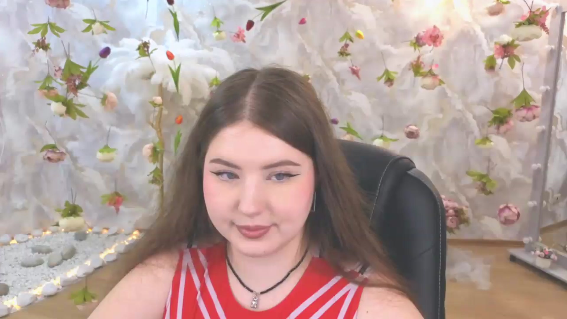 Gallery image thumbnail from EnigmaVeil's myfreecams stream on, 06/18/2026, 23:47 image 2 of 20