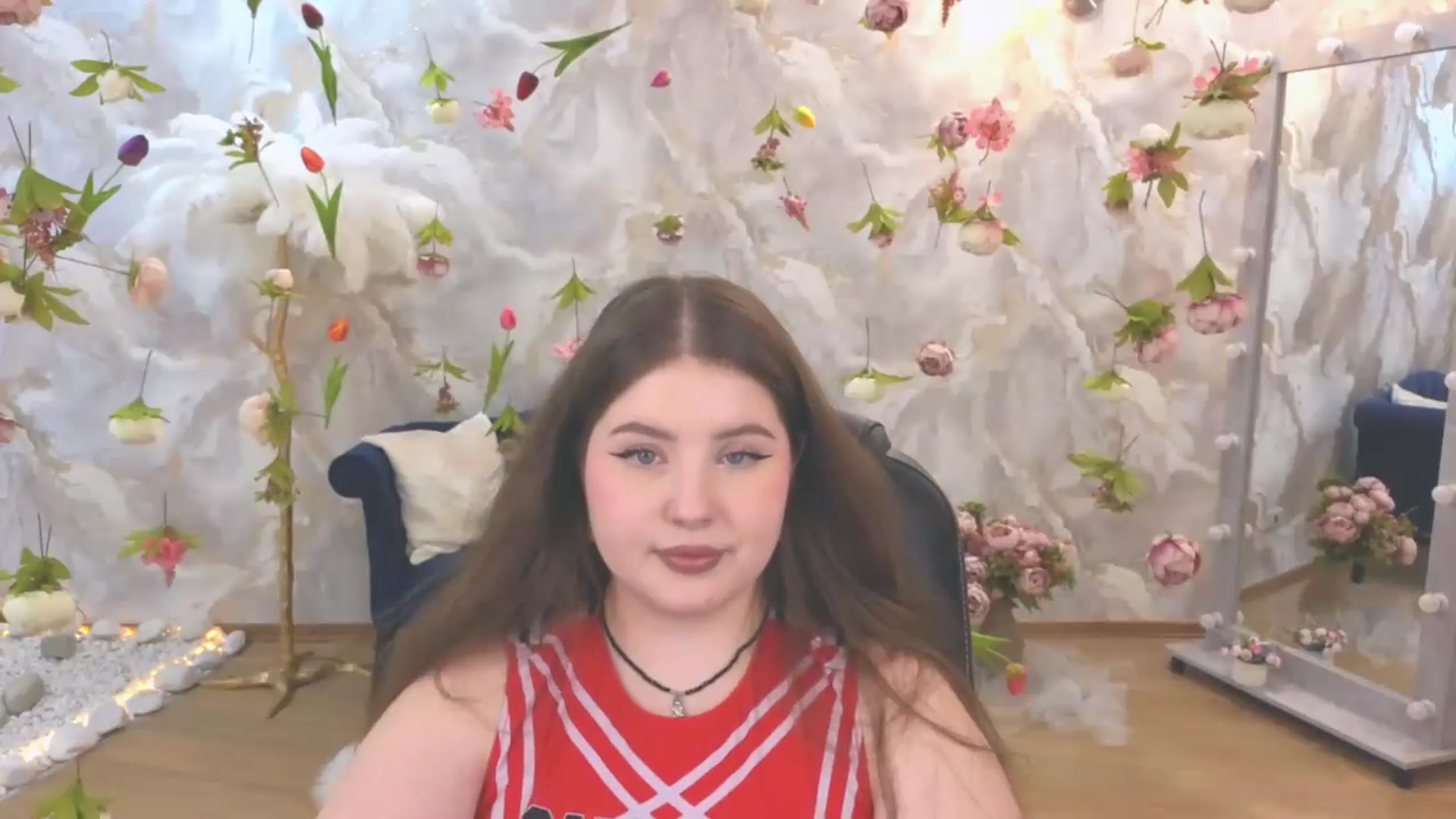 Gallery image thumbnail from EnigmaVeil's myfreecams stream on, 06/19/2026, 01:01 image 18 of 20