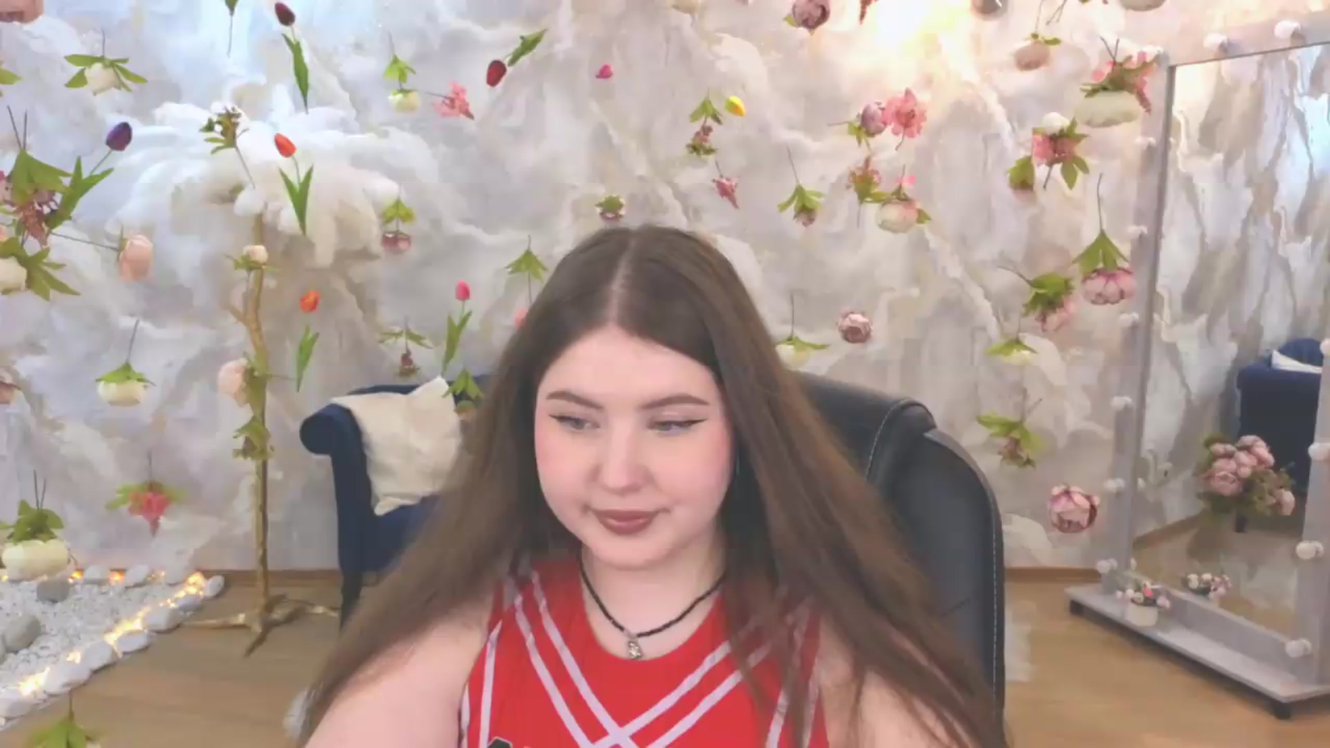 Gallery image thumbnail from EnigmaVeil's myfreecams stream on, 06/19/2026, 01:01 image 9 of 20
