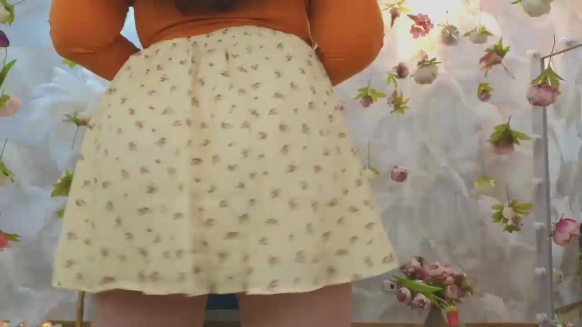 Gallery image thumbnail from EnigmaVeil's myfreecams stream on, 06/19/2026, 20:43 image 2 of 20