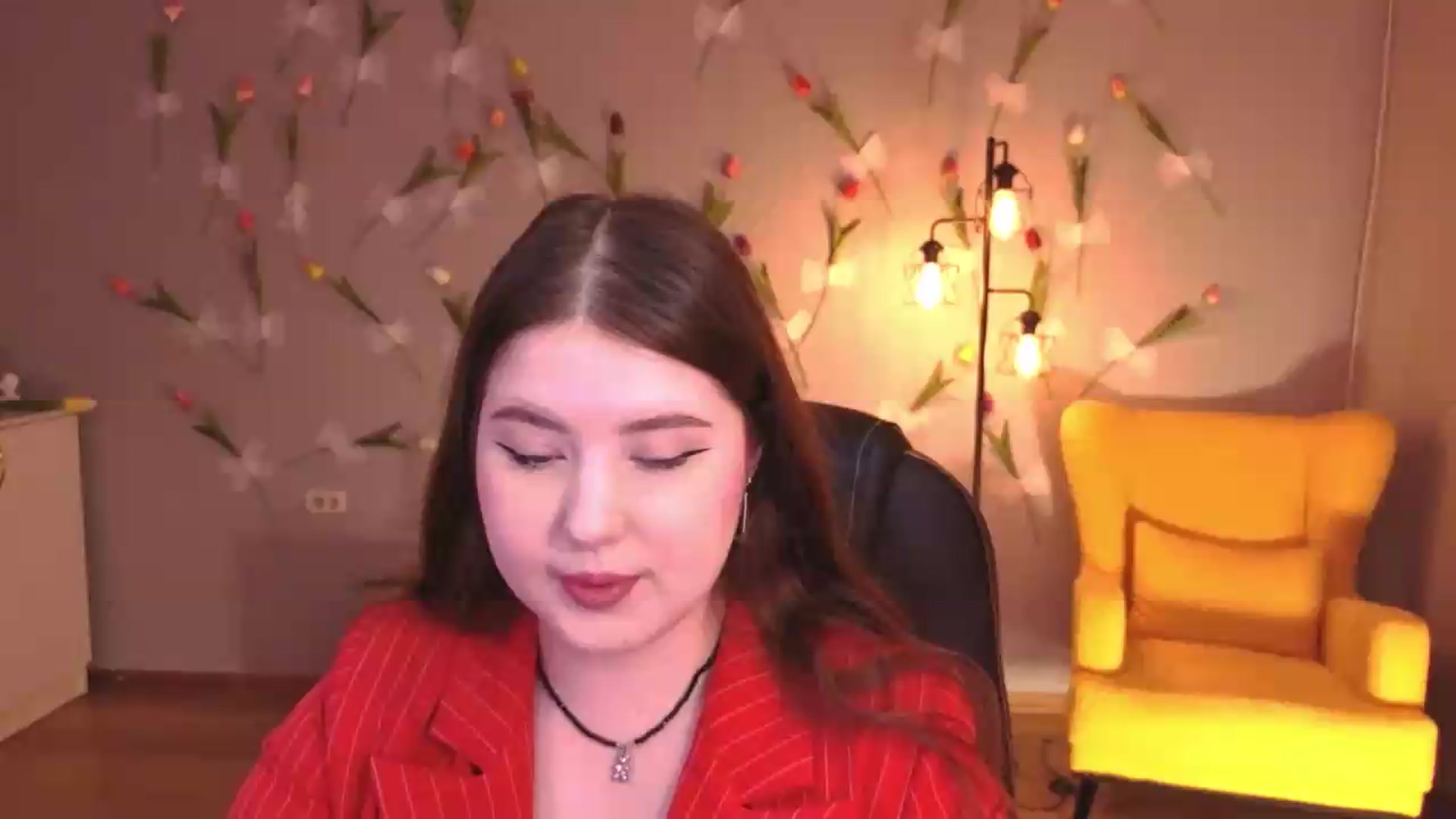 Gallery image thumbnail from EnigmaVeil's myfreecams stream on, 06/20/2026, 19:46 image 18 of 20