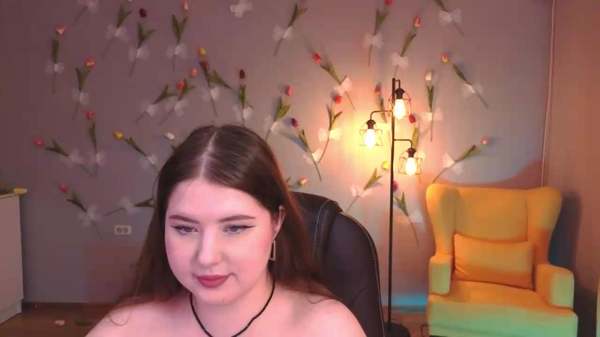Gallery image thumbnail from EnigmaVeil's myfreecams stream on, 06/21/2026, 24:17 image 17 of 20