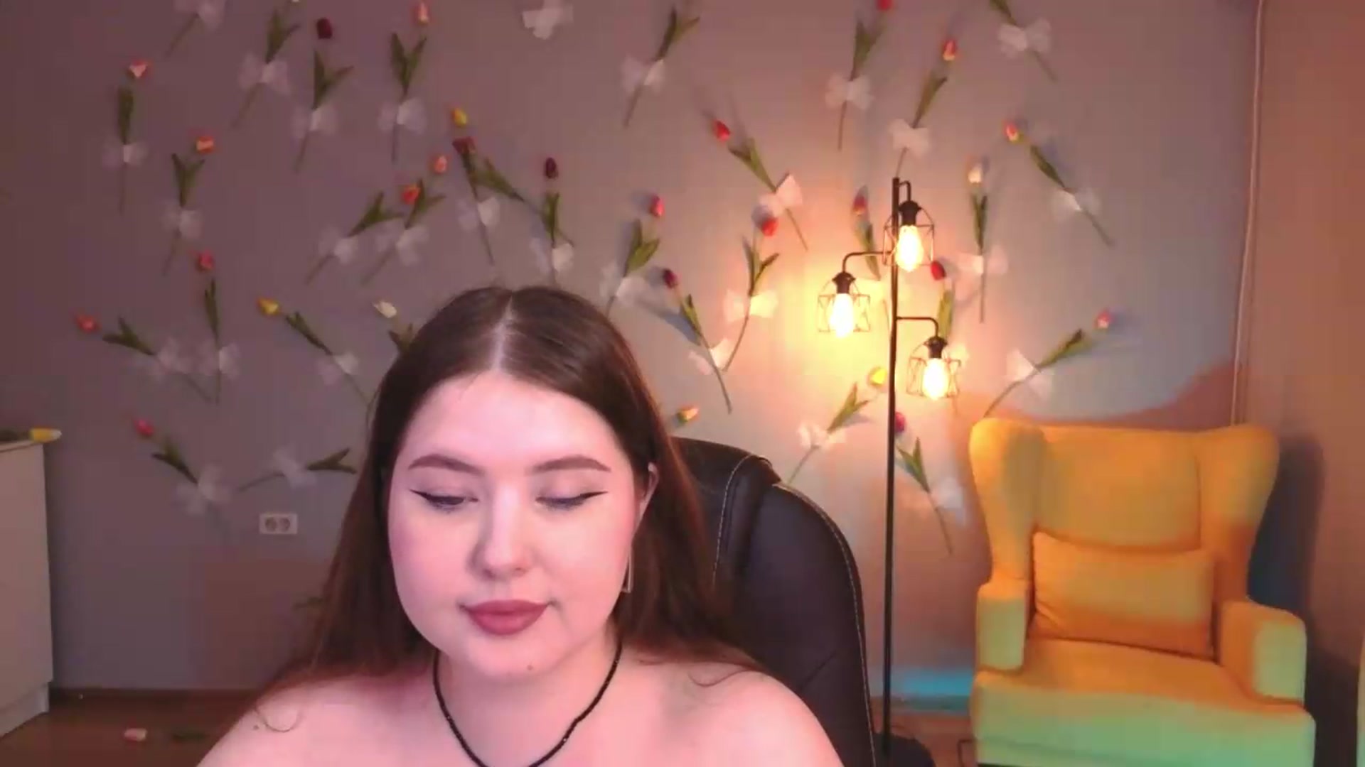 Gallery image thumbnail from EnigmaVeil's myfreecams stream on, 06/21/2026, 24:17 image 16 of 20