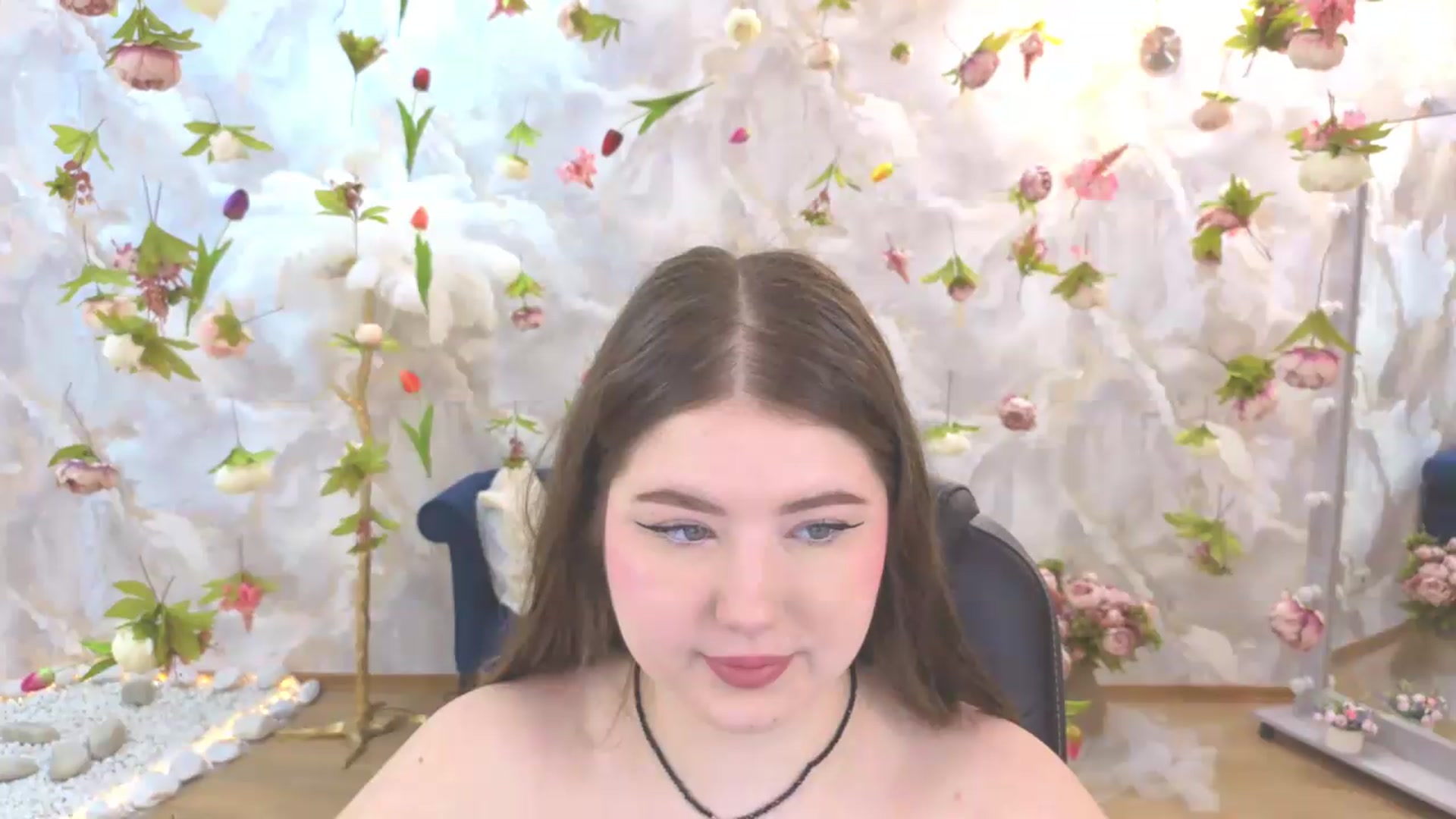 Gallery image thumbnail from EnigmaVeil's myfreecams stream on, 06/21/2026, 18:46 image 7 of 20