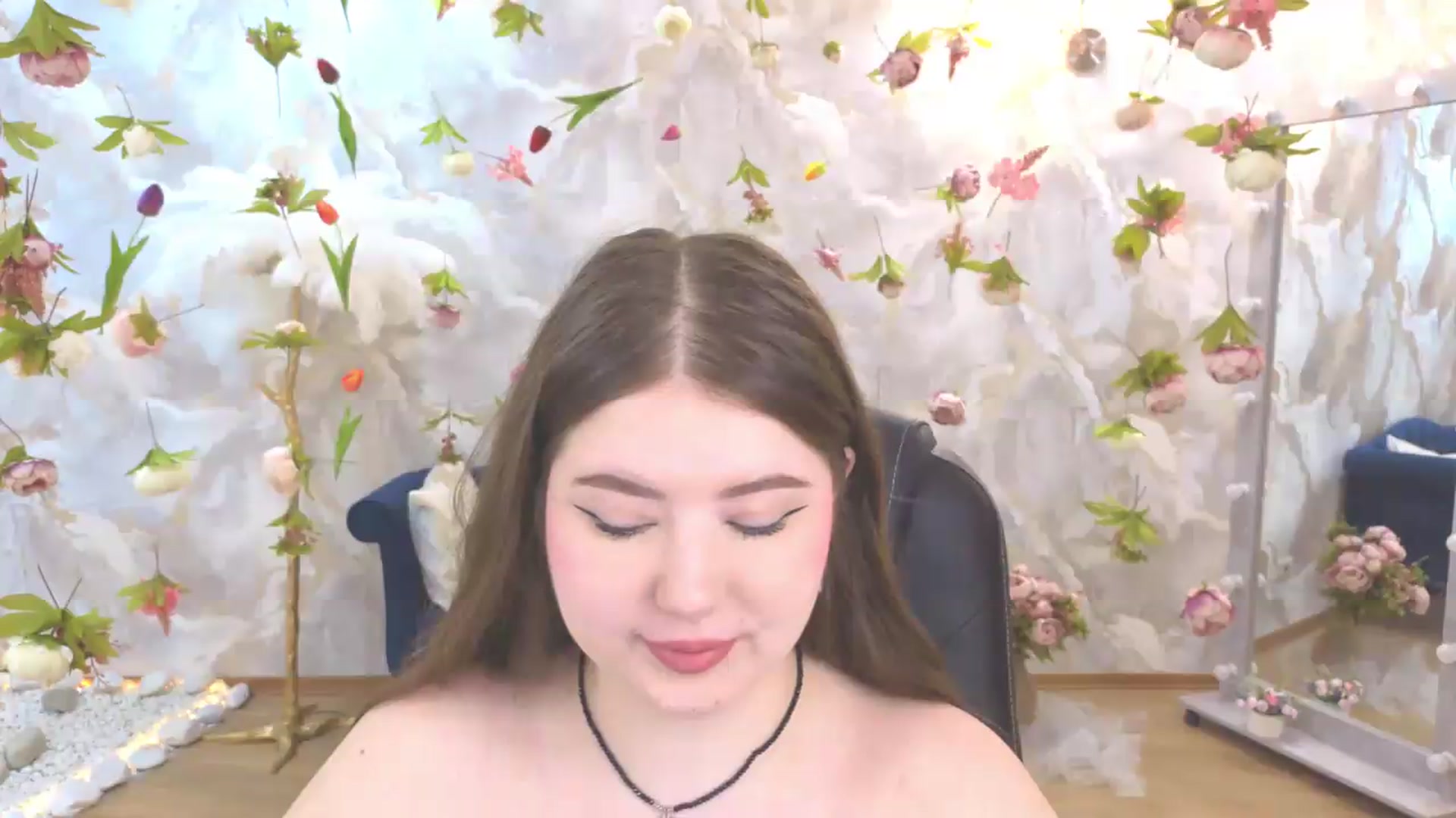 Gallery image thumbnail from EnigmaVeil's myfreecams stream on, 06/21/2026, 18:46 image 20 of 20