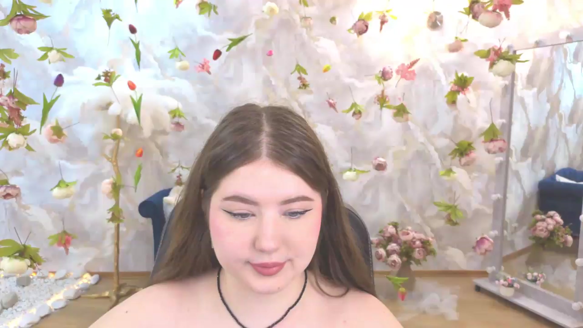 Gallery image thumbnail from EnigmaVeil's myfreecams stream on, 06/21/2026, 19:12 image 8 of 20