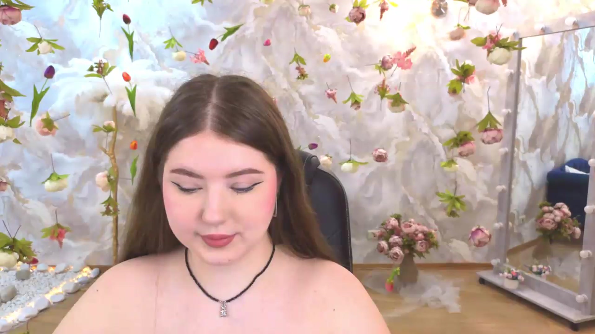 Gallery image thumbnail from EnigmaVeil's myfreecams stream on, 06/21/2026, 19:47 image 12 of 20