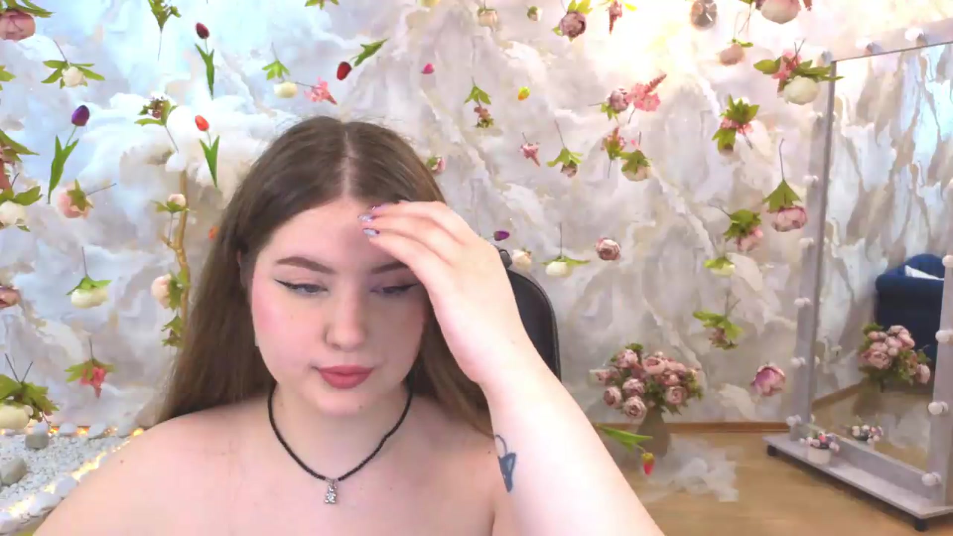 Gallery image thumbnail from EnigmaVeil's myfreecams stream on, 06/21/2026, 19:47 image 14 of 20