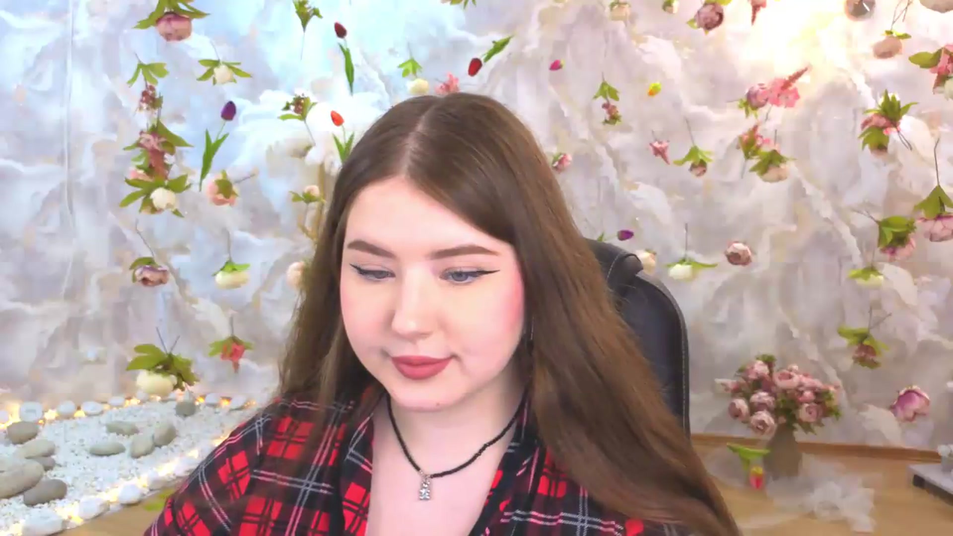Gallery image thumbnail from EnigmaVeil's myfreecams stream on, 06/21/2026, 23:15 image 8 of 20