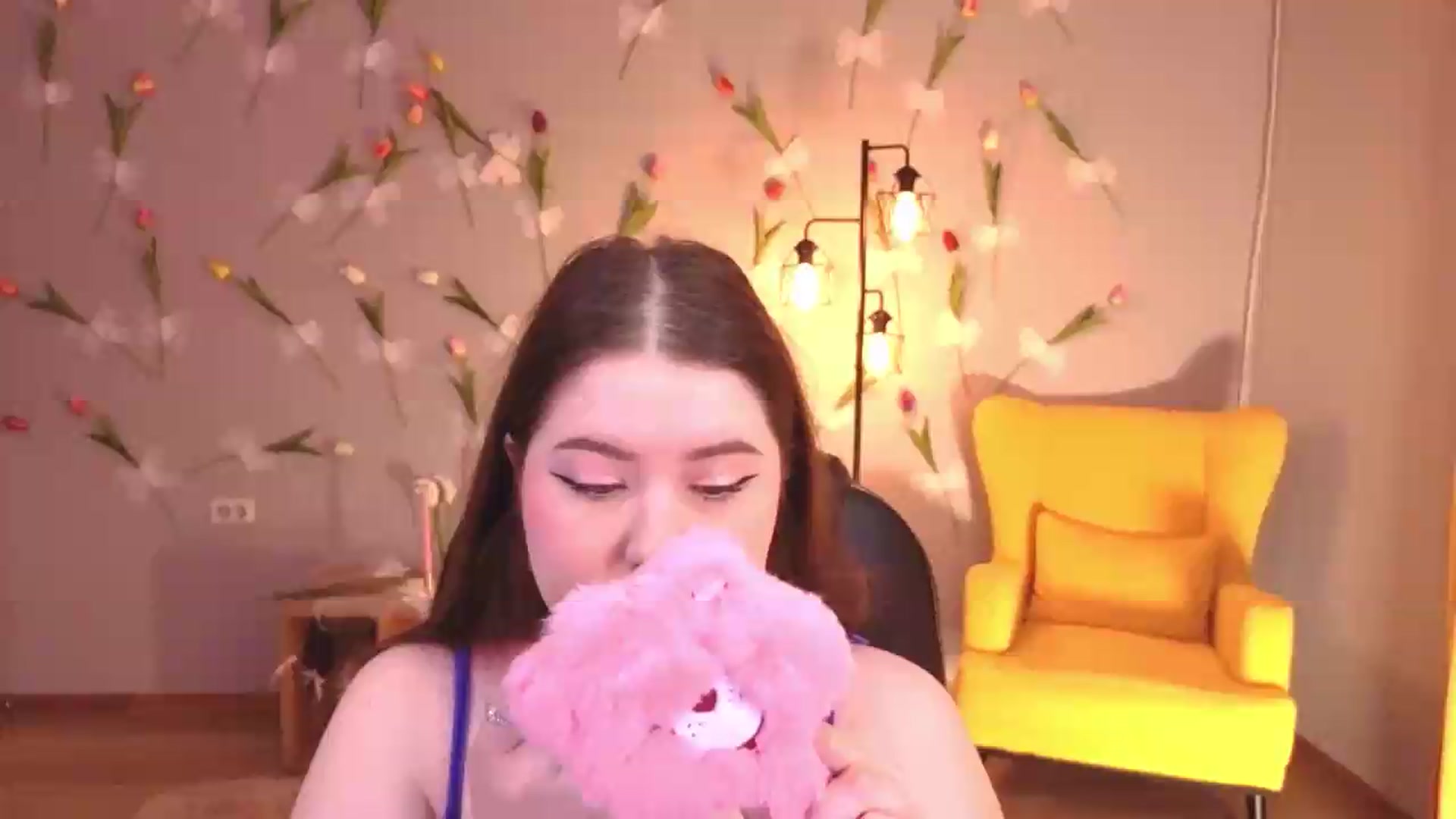 Gallery image thumbnail from EnigmaVeil's myfreecams stream on, 06/23/2026, 04:12 image 1 of 20