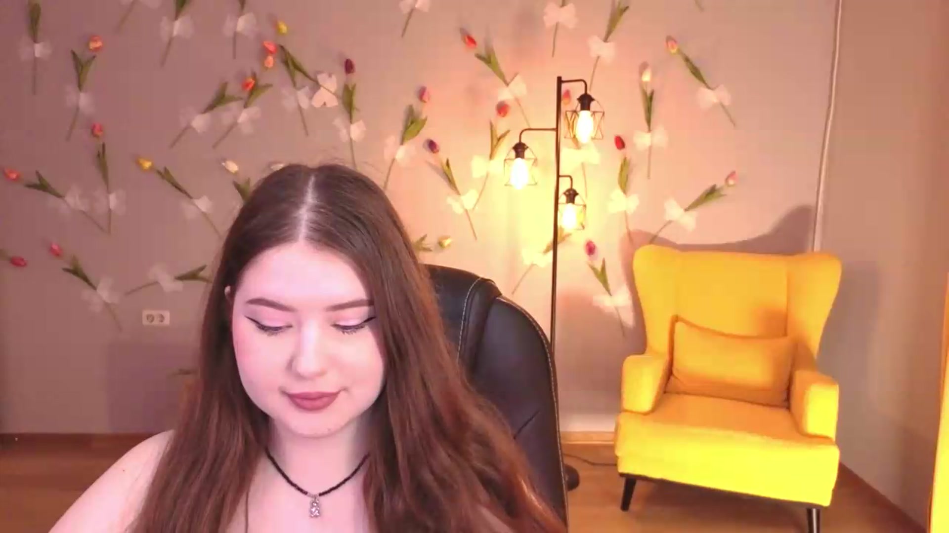 Gallery image thumbnail from EnigmaVeil's myfreecams stream on, 06/23/2026, 04:35 image 5 of 20