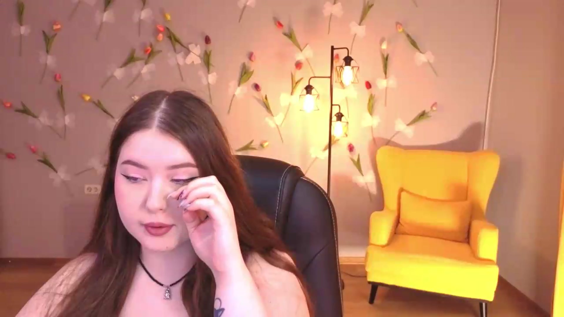 Gallery image thumbnail from EnigmaVeil's myfreecams stream on, 06/23/2026, 04:35 image 12 of 20