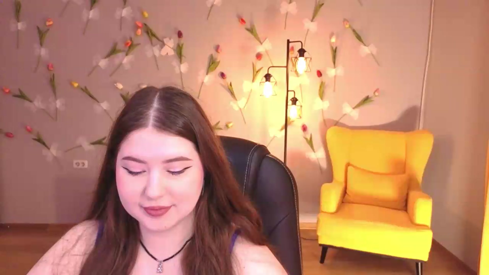Gallery image thumbnail from EnigmaVeil's myfreecams stream on, 06/23/2026, 04:35 image 19 of 20