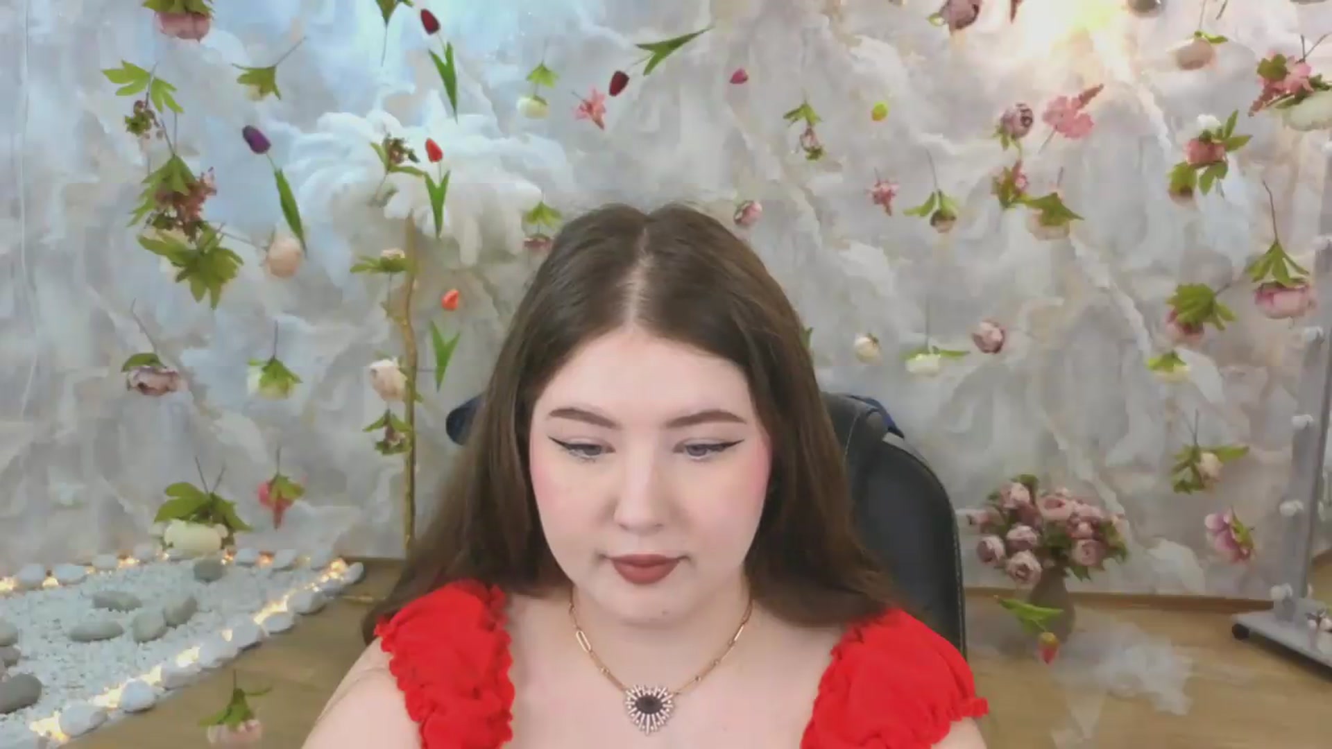 Gallery image thumbnail from EnigmaVeil's myfreecams stream on, 06/24/2026, 03:29 image 18 of 20