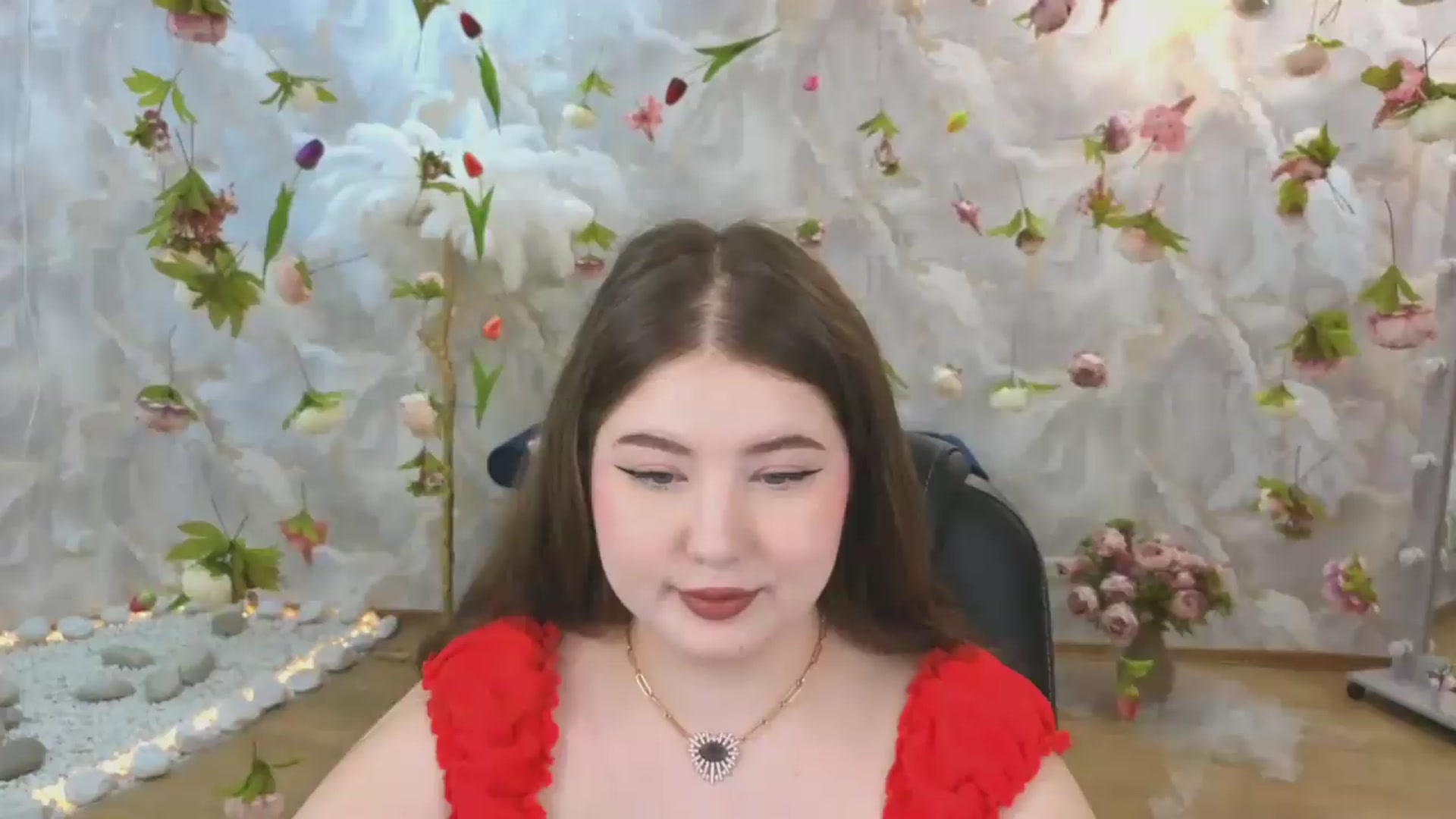 Gallery image thumbnail from EnigmaVeil's myfreecams stream on, 06/24/2026, 03:29 image 15 of 20