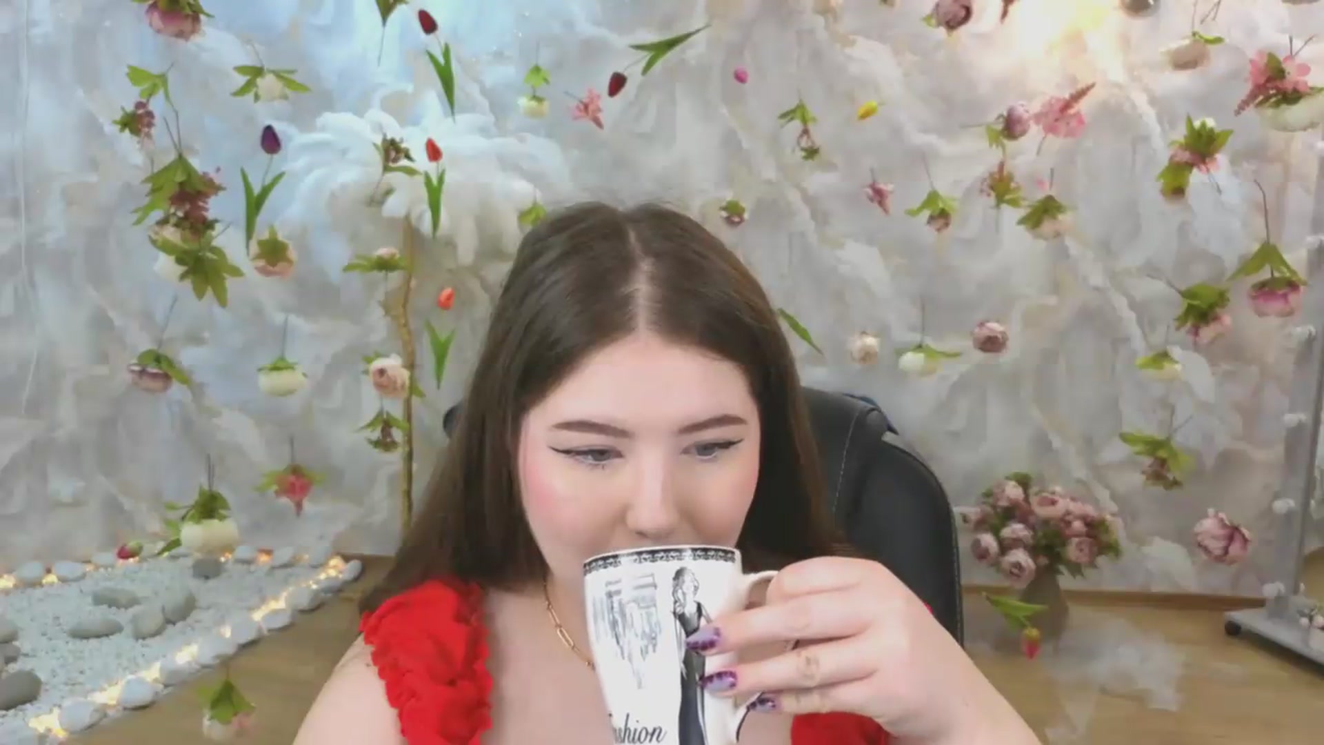 Gallery image thumbnail from EnigmaVeil's myfreecams stream on, 06/24/2026, 03:29 image 12 of 20