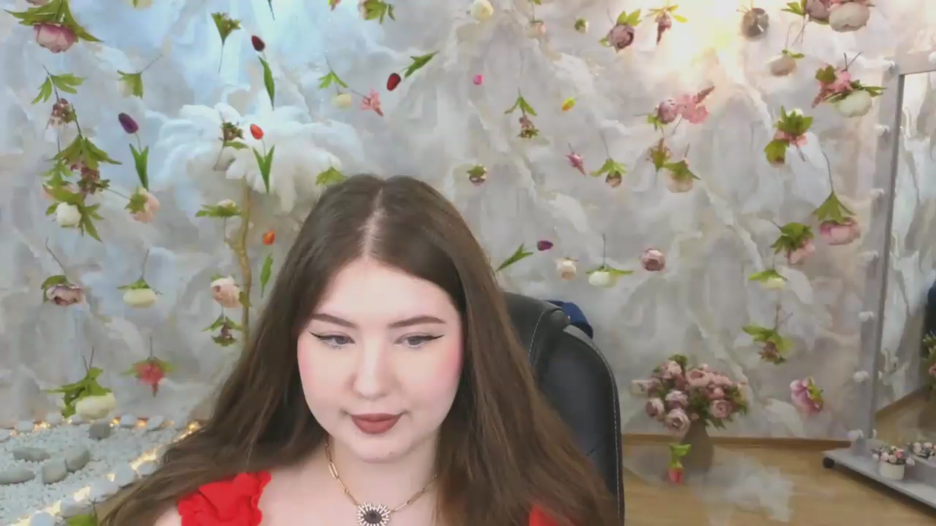 Gallery image thumbnail from EnigmaVeil's myfreecams stream on, 06/24/2026, 04:56 image 9 of 20