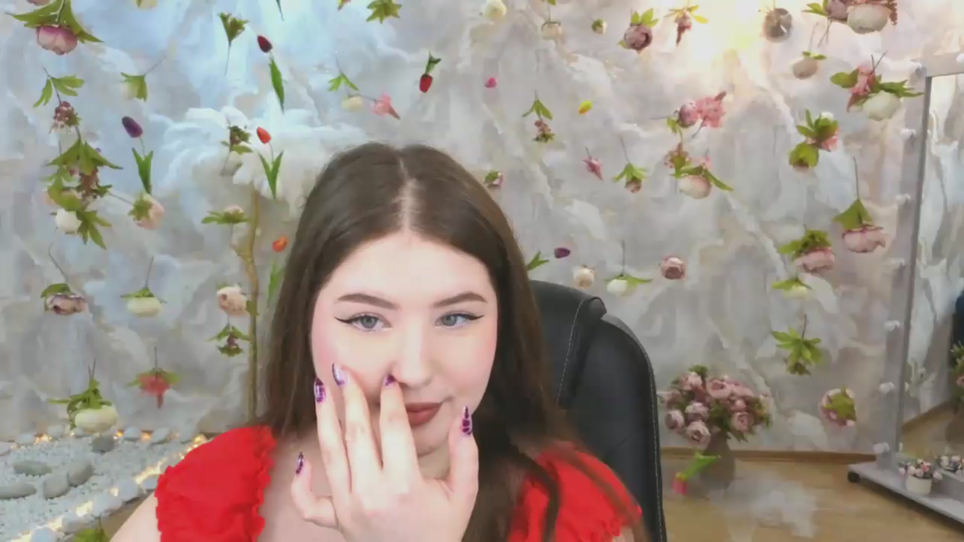 Gallery image thumbnail from EnigmaVeil's myfreecams stream on, 06/24/2026, 04:56 image 10 of 20