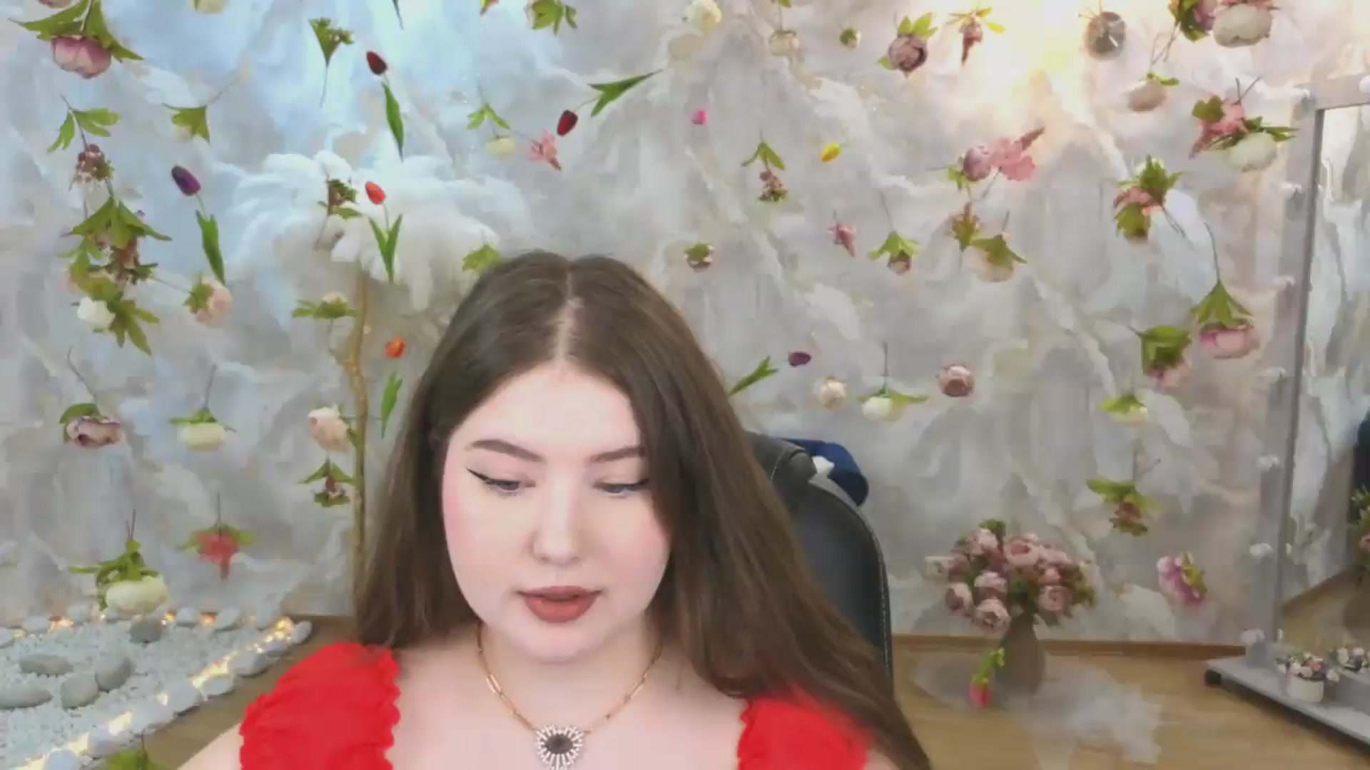 Gallery image thumbnail from EnigmaVeil's myfreecams stream on, 06/24/2026, 04:56 image 4 of 20
