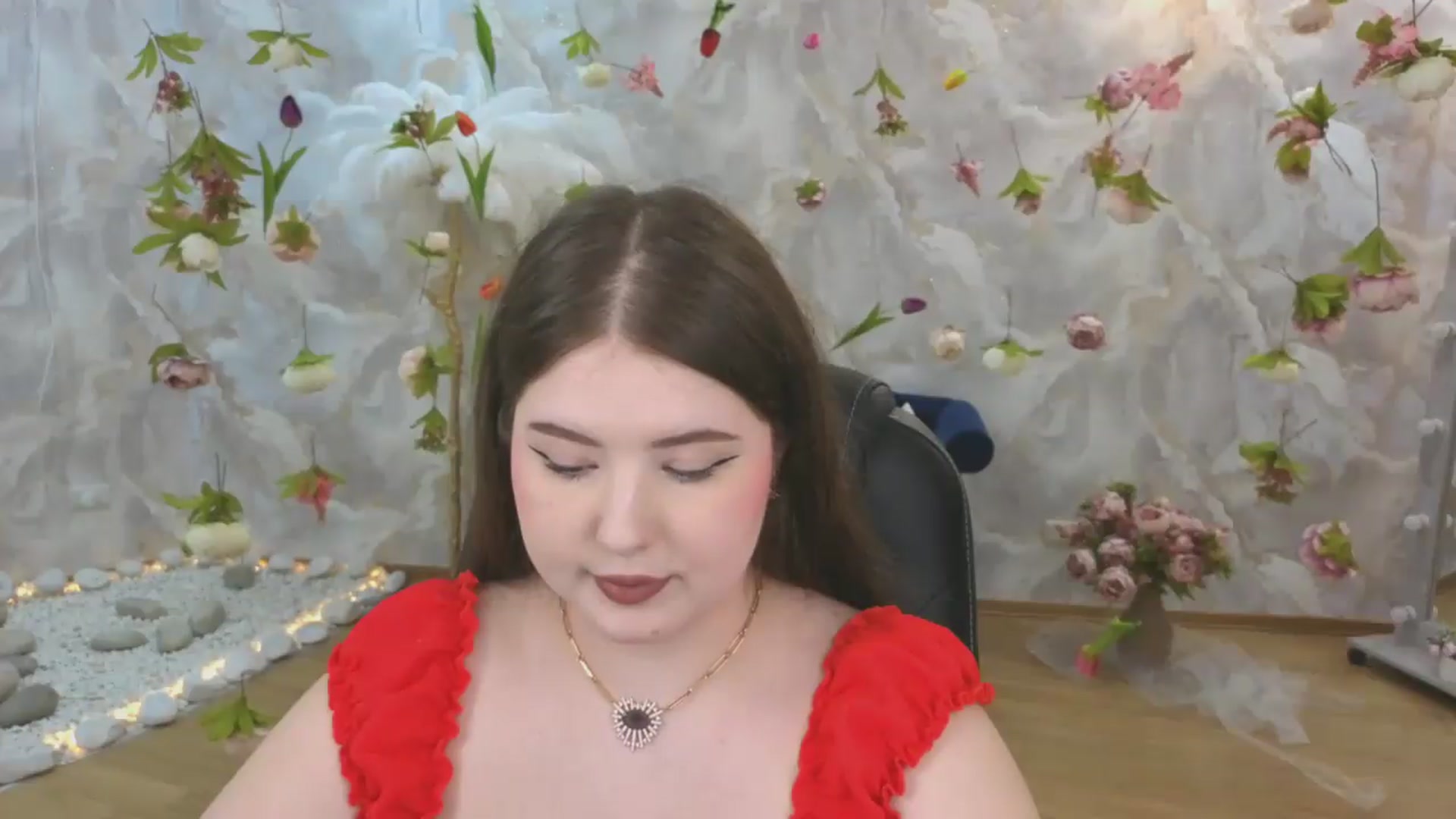 Gallery image thumbnail from EnigmaVeil's myfreecams stream on, 06/24/2026, 05:48 image 16 of 20