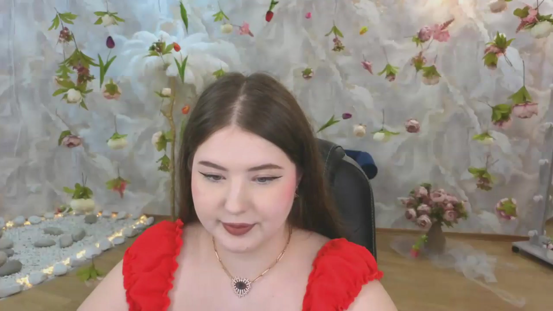 Gallery image thumbnail from EnigmaVeil's myfreecams stream on, 06/24/2026, 05:48 image 20 of 20