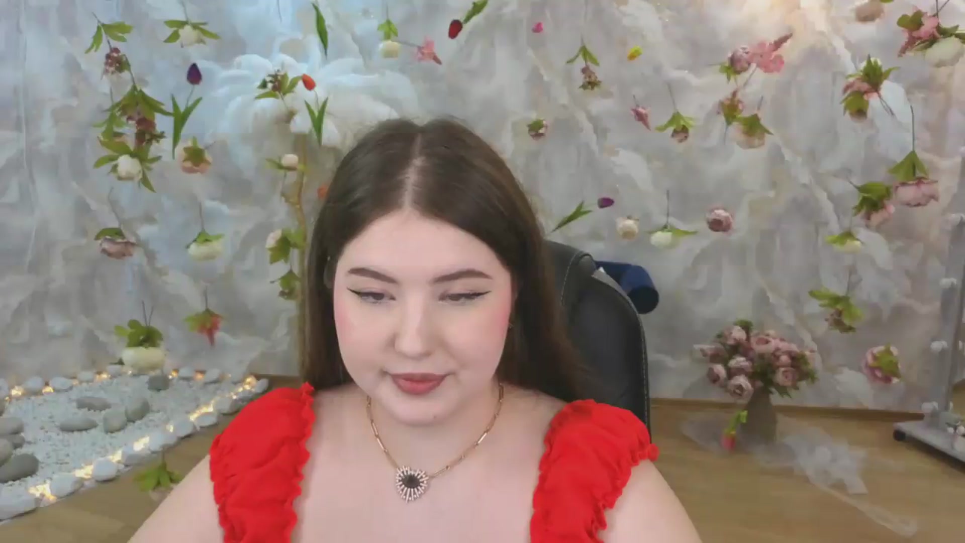 Gallery image thumbnail from EnigmaVeil's myfreecams stream on, 06/24/2026, 05:48 image 11 of 20