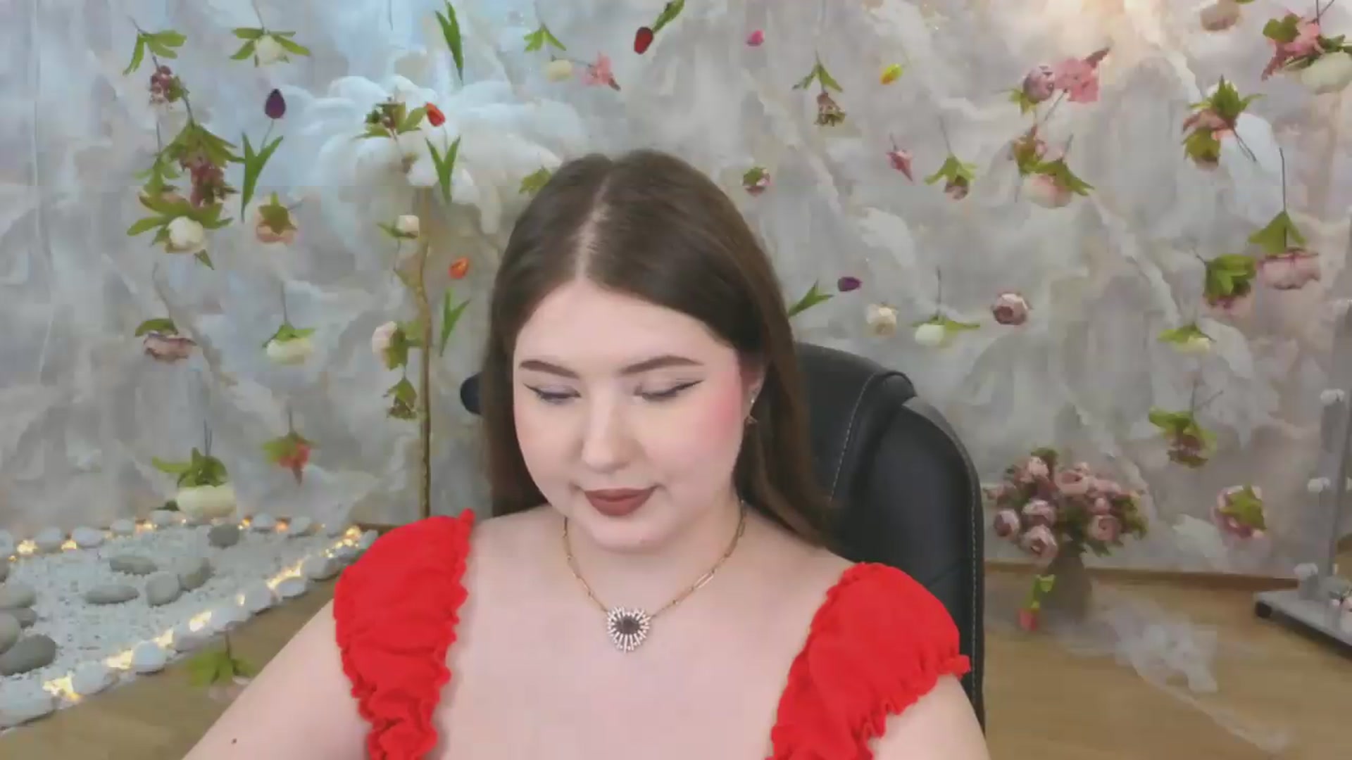 Gallery image thumbnail from EnigmaVeil's myfreecams stream on, 06/24/2026, 06:23 image 6 of 20